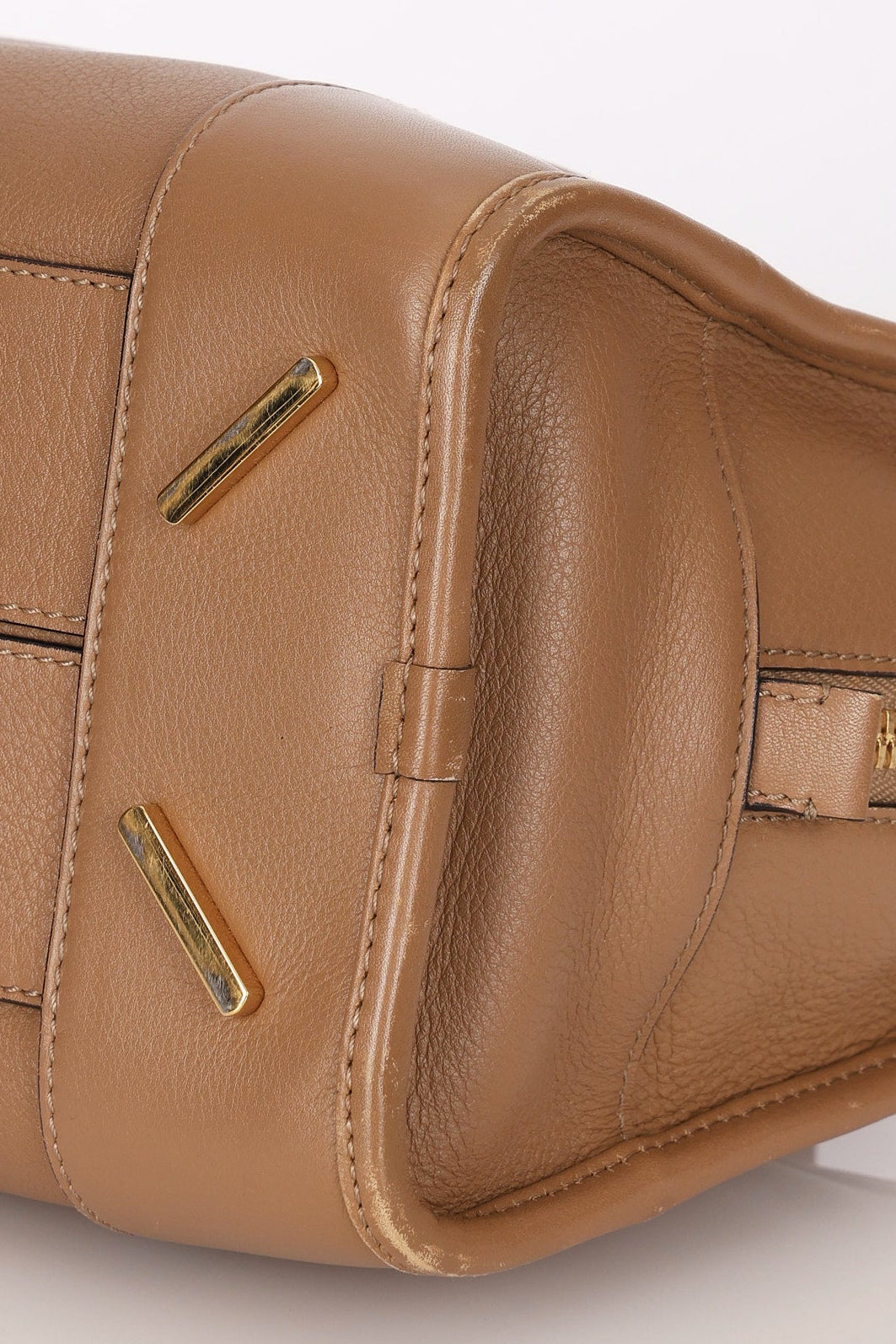 Loewe Amazona 28 Light Mocha