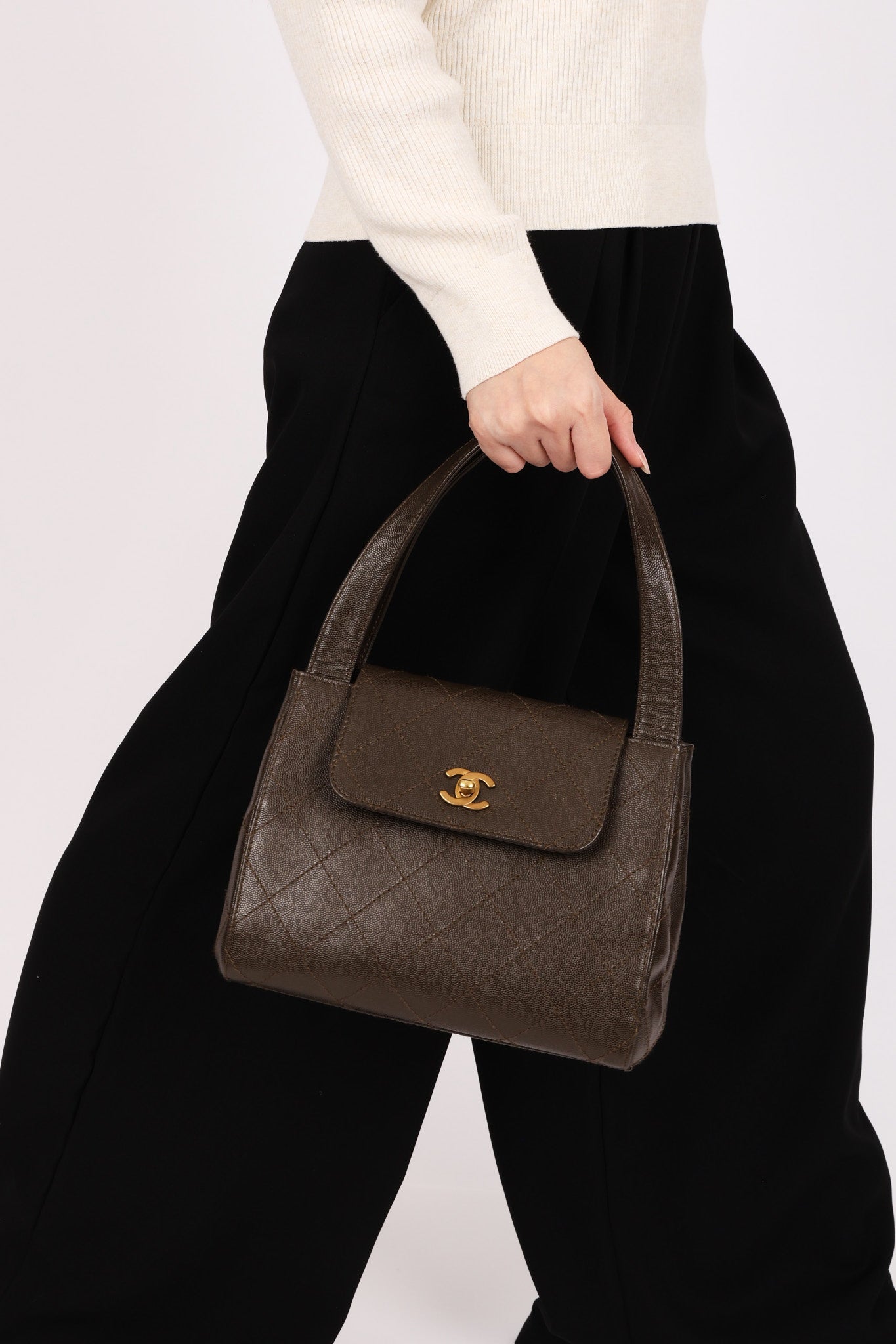 Chanel Kelly Turnlock Shoulder Bag Dark Taupe Caviar AGHW