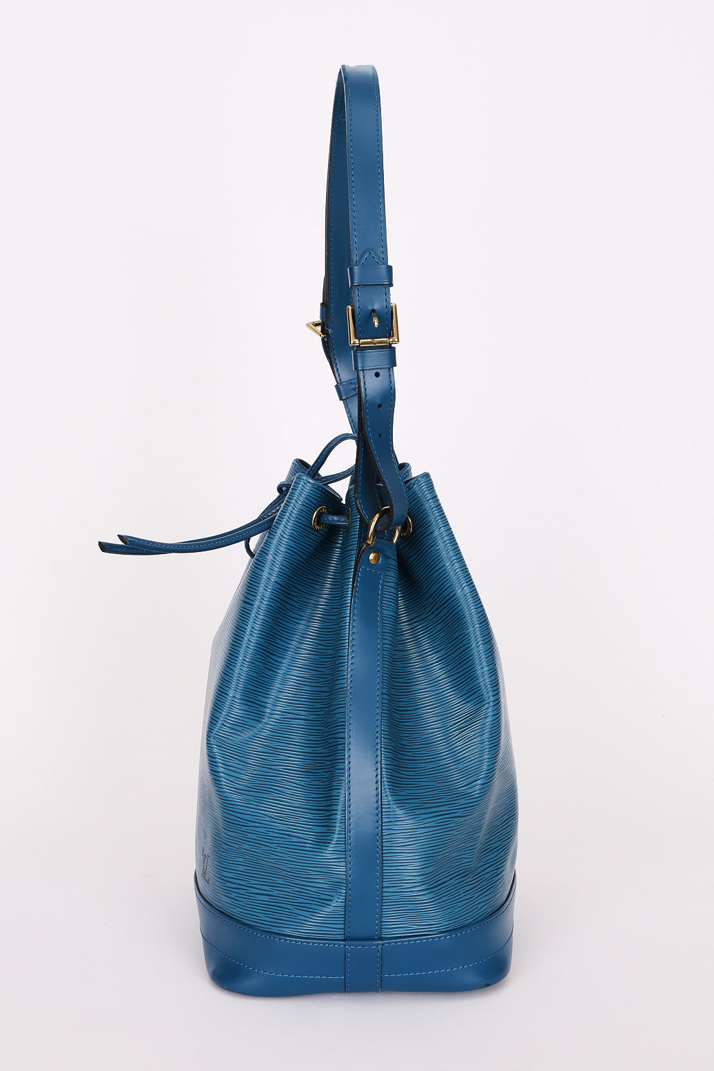 Louis Vuitton Epi Noe MM Blue
