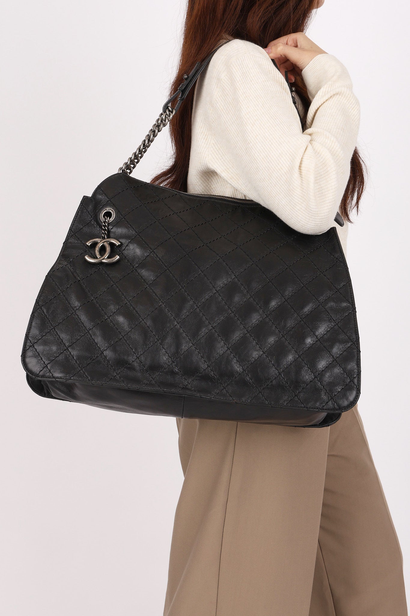 Chanel Crave Hobo Black Calfskin RHW