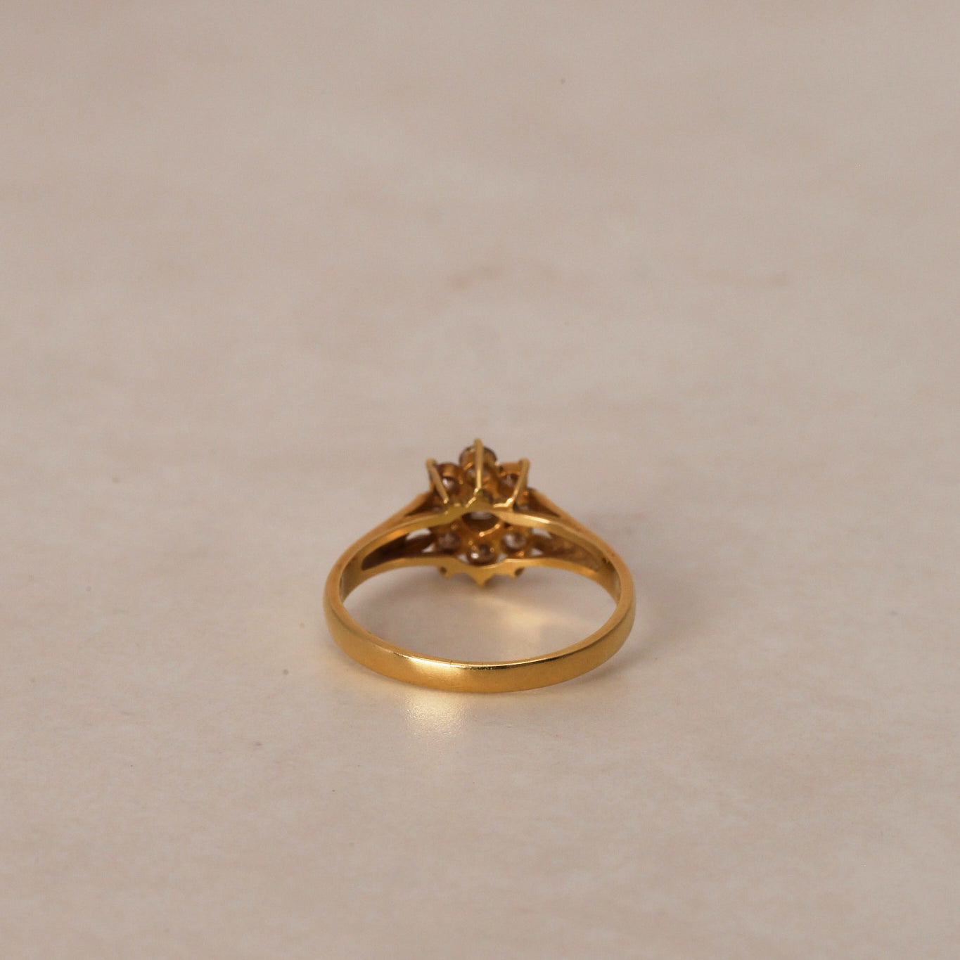 18K Gold & Diamond Ring