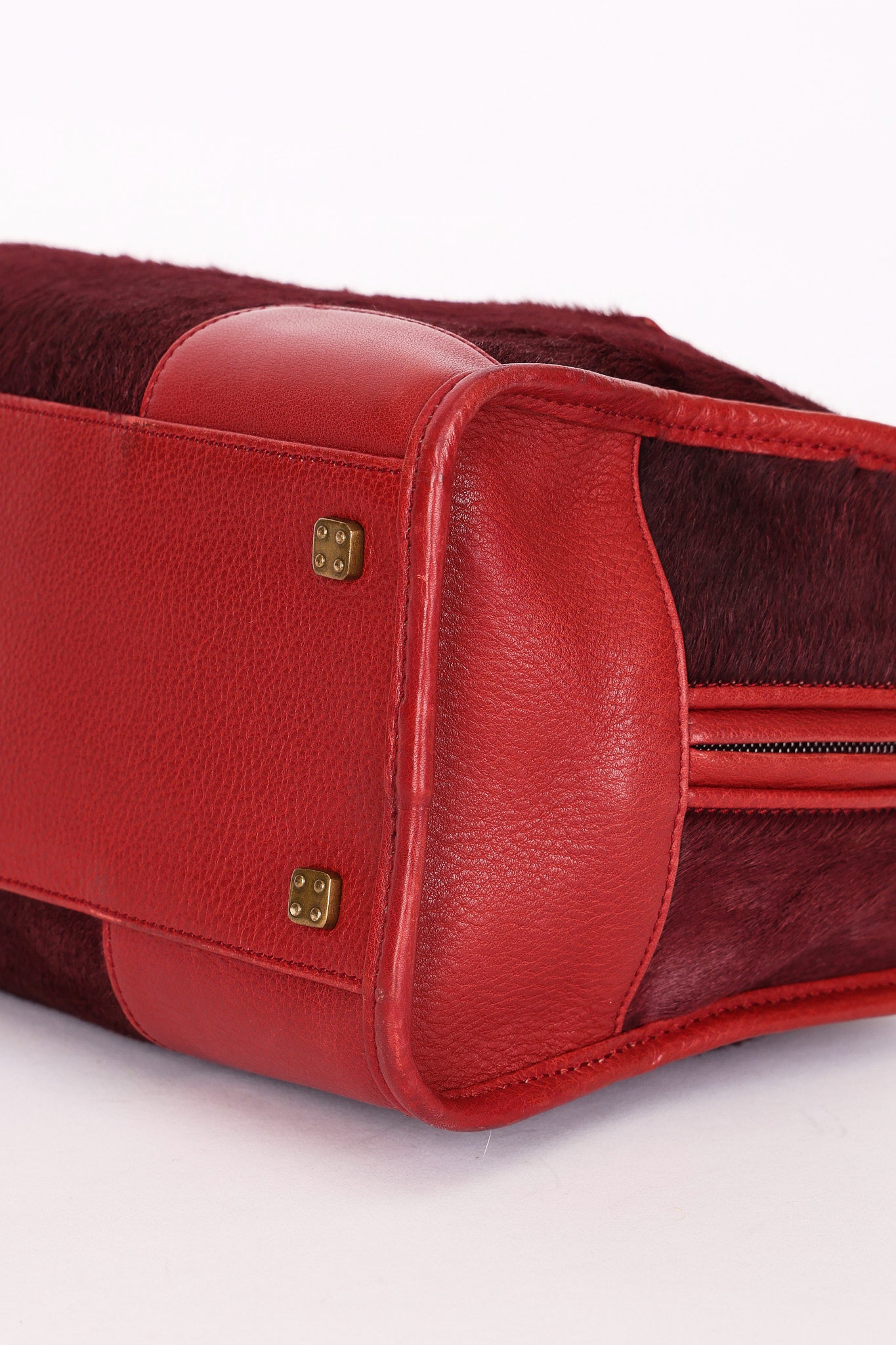 Loewe Amazona 28 Red Ponyhair