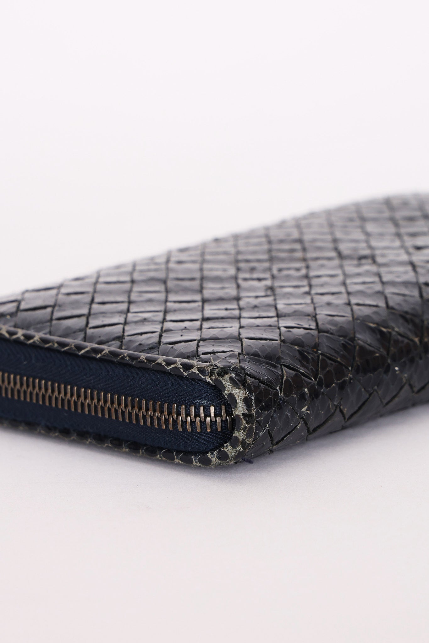 Bottega Veneta (Snakeskin) Intrecciato Long Wallet Navy