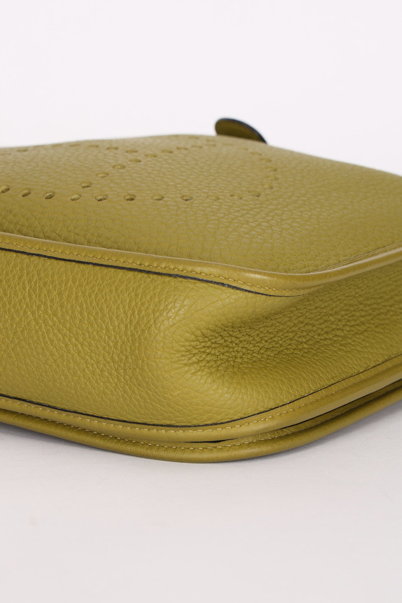Hermès Evelyne PM (color) Taurillon PHW