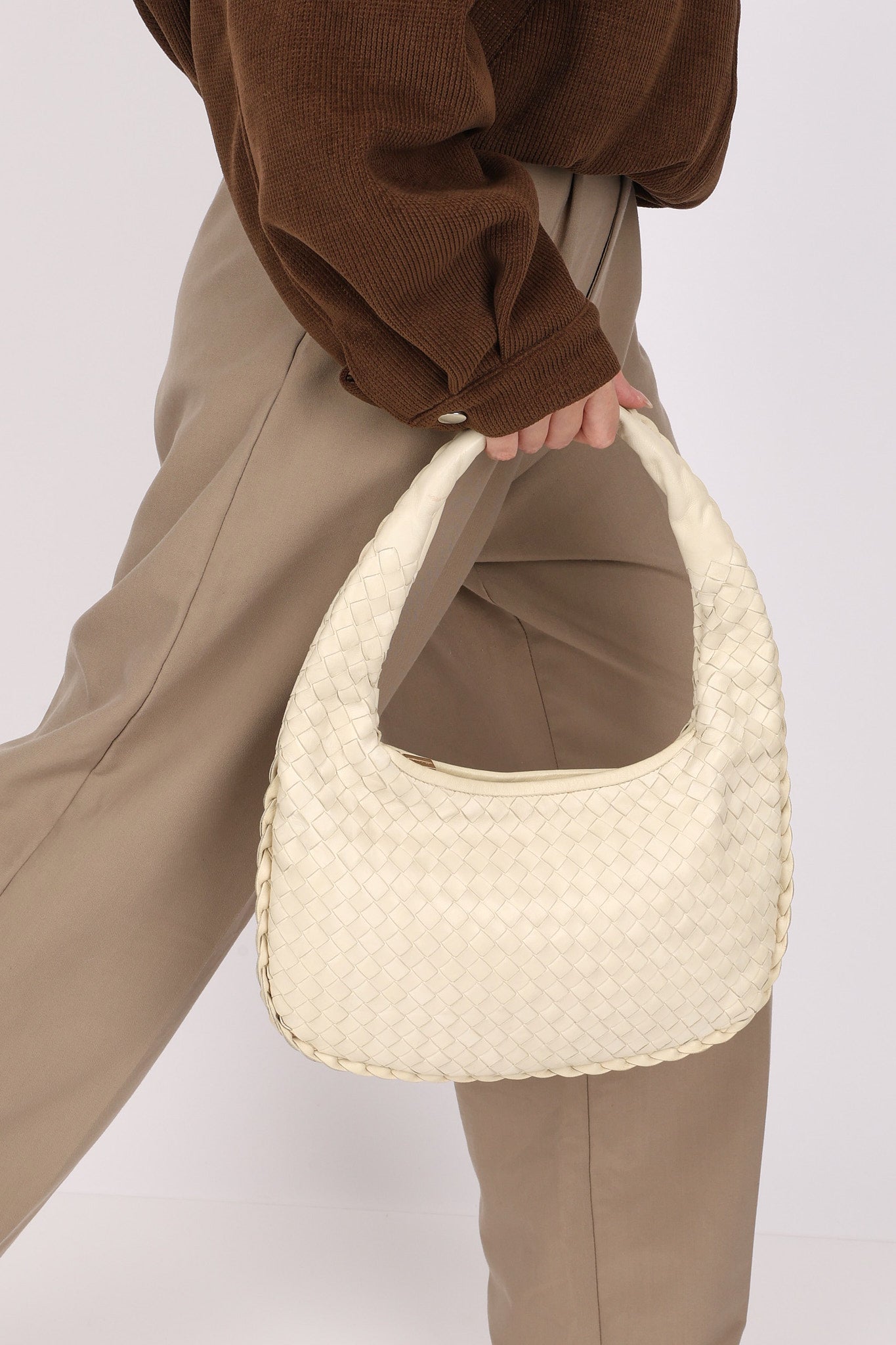 Bottega Veneta Intrecciato Hobo Cream