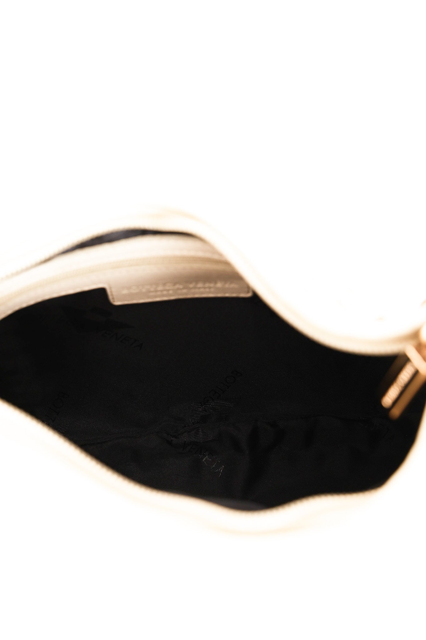 Bottega Veneta Intrecciato Hobo Cream