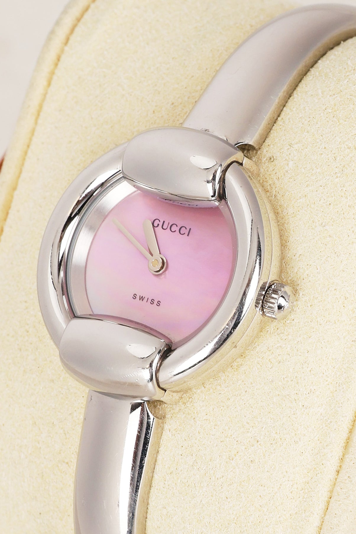 Gucci Pearl Face Circle Stainless Steel Watch