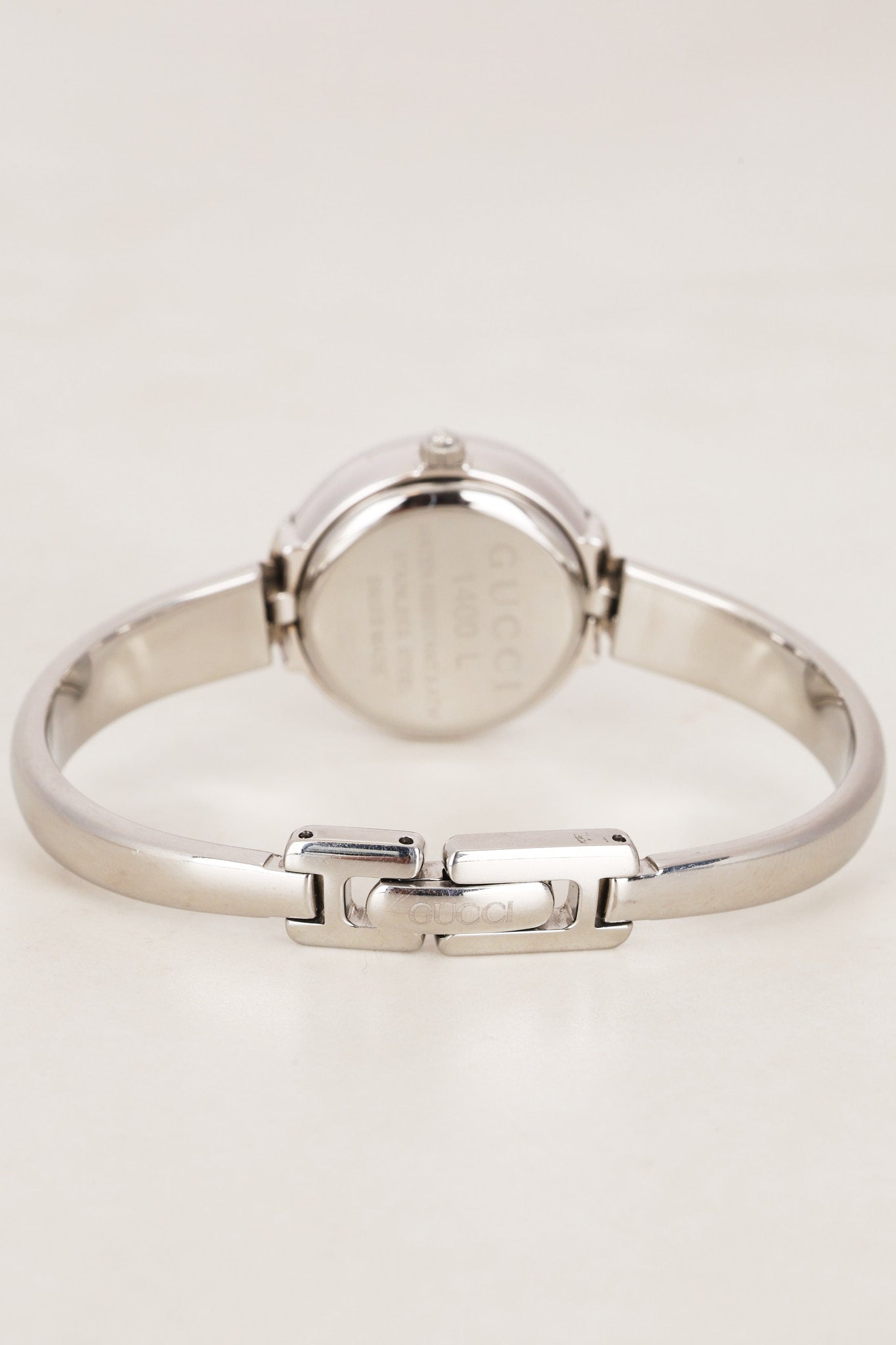 Gucci Pearl Face Circle Stainless Steel Watch
