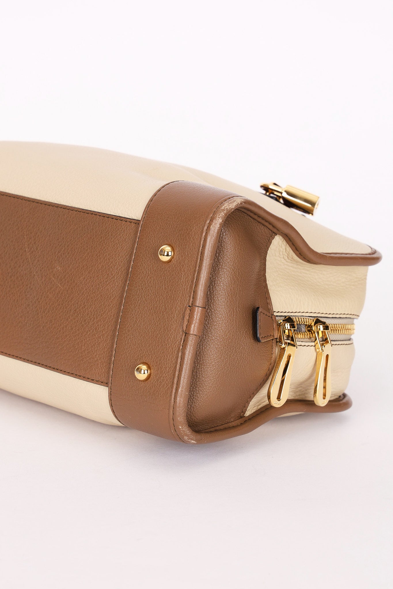 Loewe Amazona 28