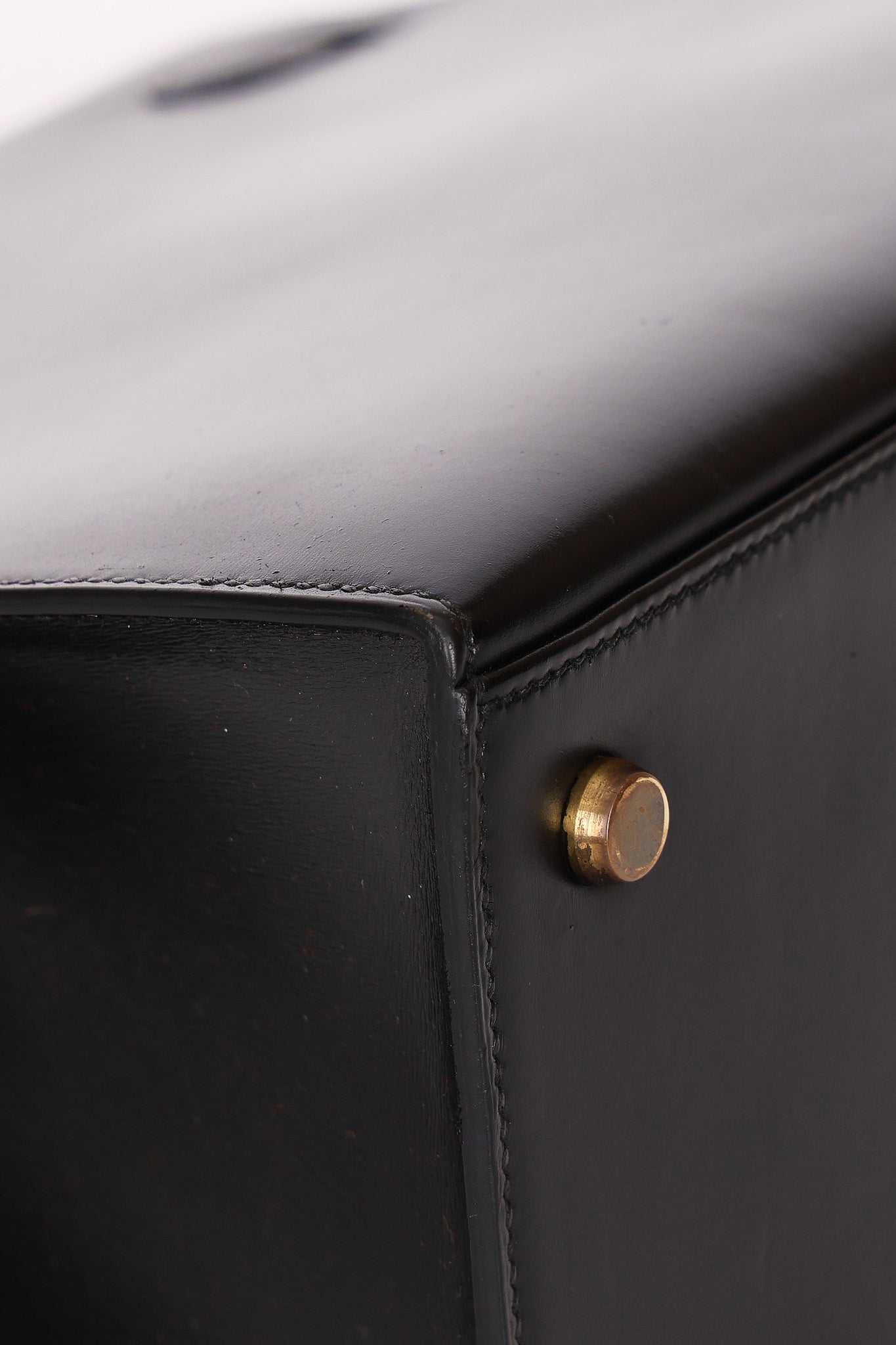 Hermès Kelly 28 Noir Box GHW 1977