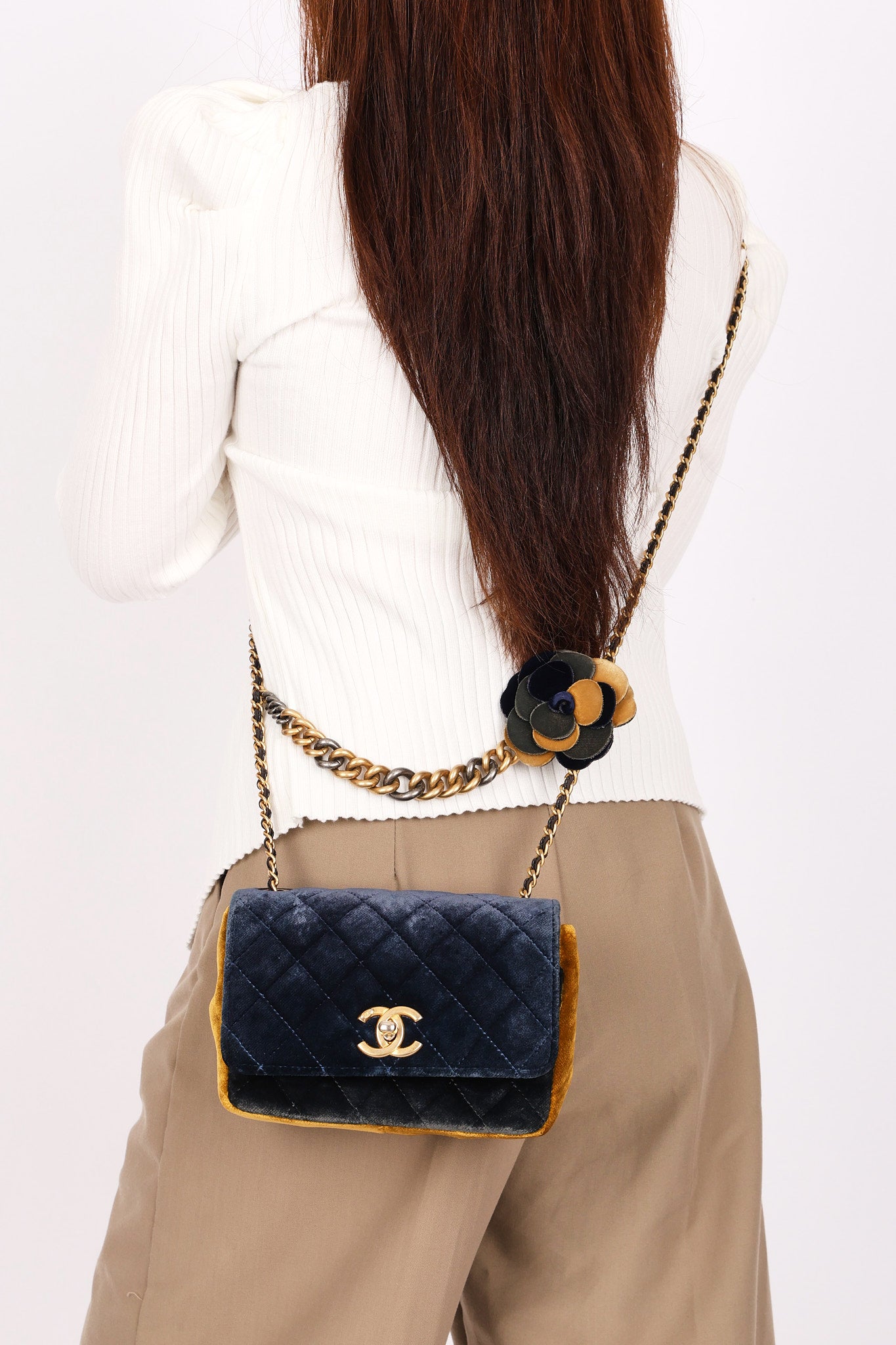Chanel Paris-Cosmopolite Camellia Single Flap Suede AGHW