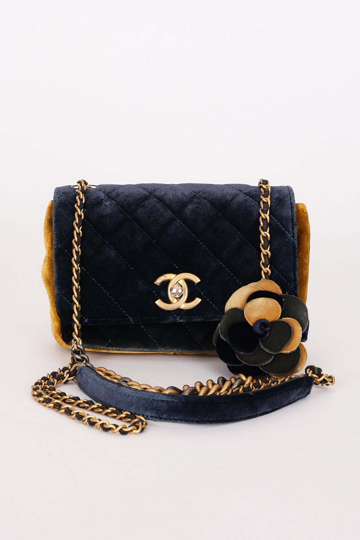 Chanel Paris-Cosmopolite Camellia Single Flap Suede AGHW