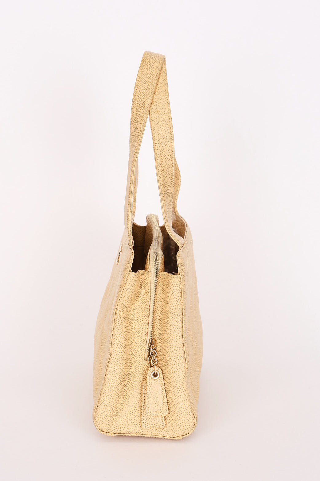 Chanel Shoulder Bag Ivory Caviar 2003 CGHW