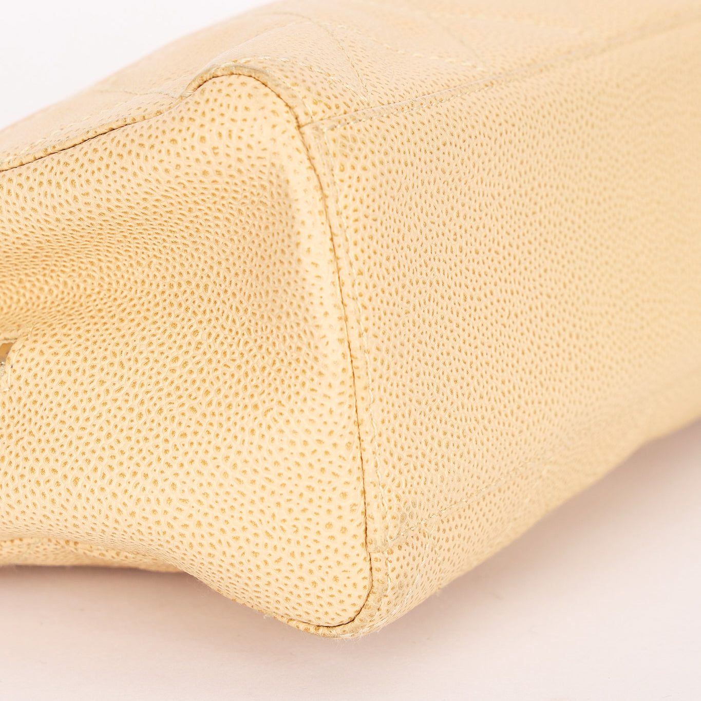 Chanel Shoulder Bag Ivory Caviar 2003 CGHW