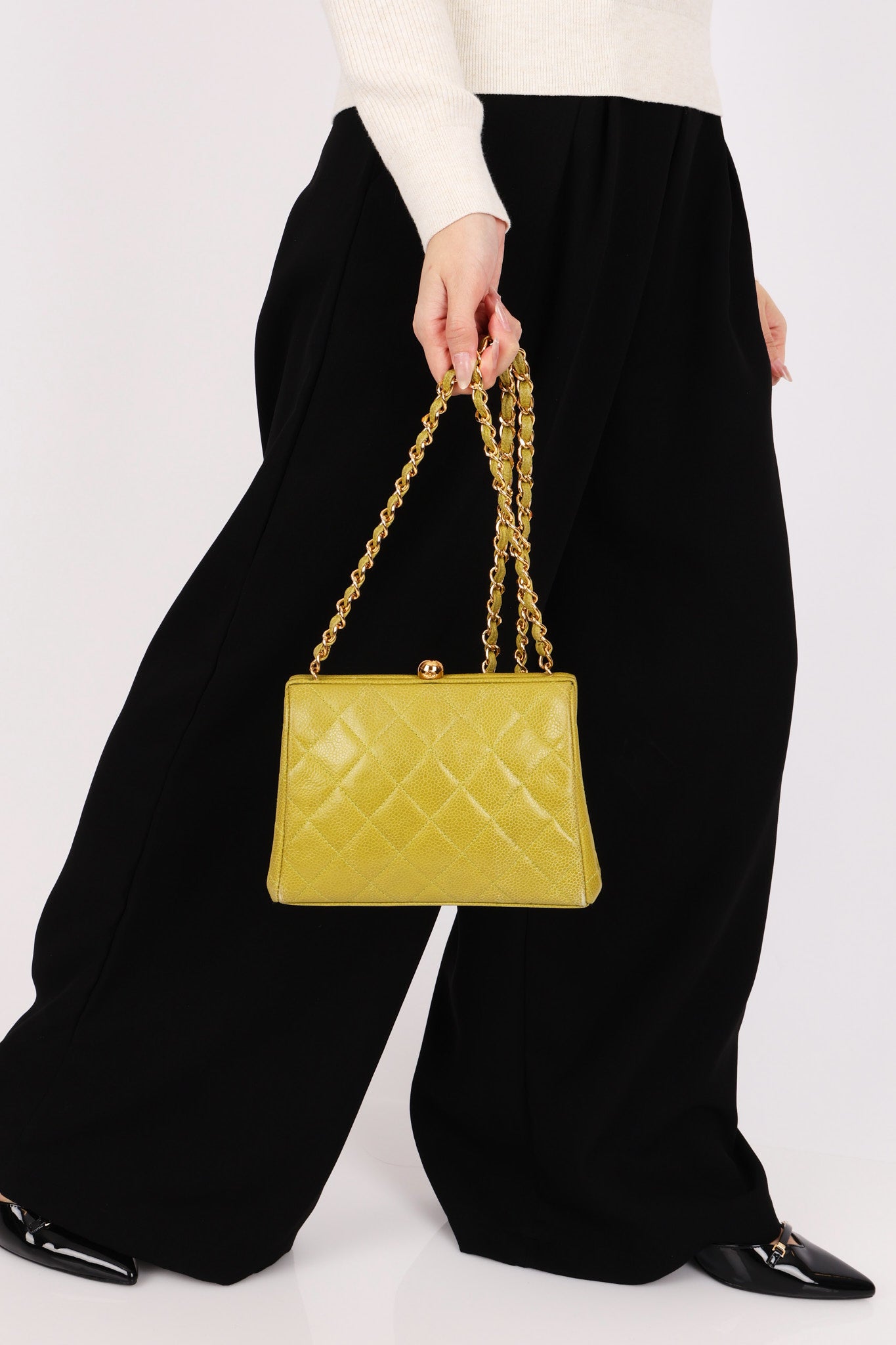 Chanel Kisslock Shoulder Bag Green Caviar 24K GP