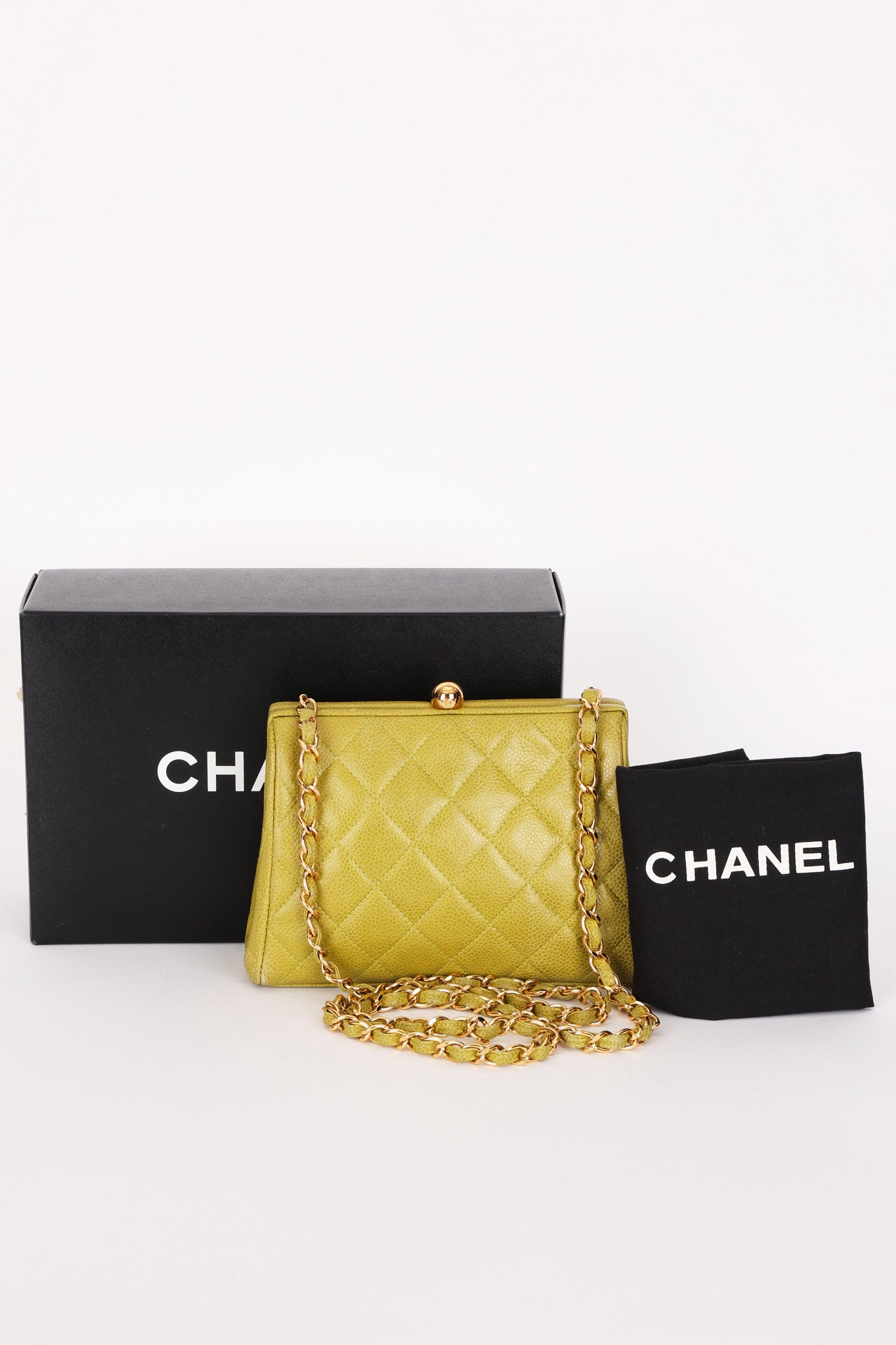 Chanel Kisslock Shoulder Bag Green Caviar 24K GP