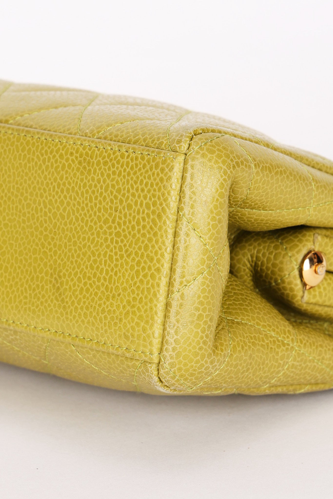 Chanel Kisslock Shoulder Bag Green Caviar 24K GP
