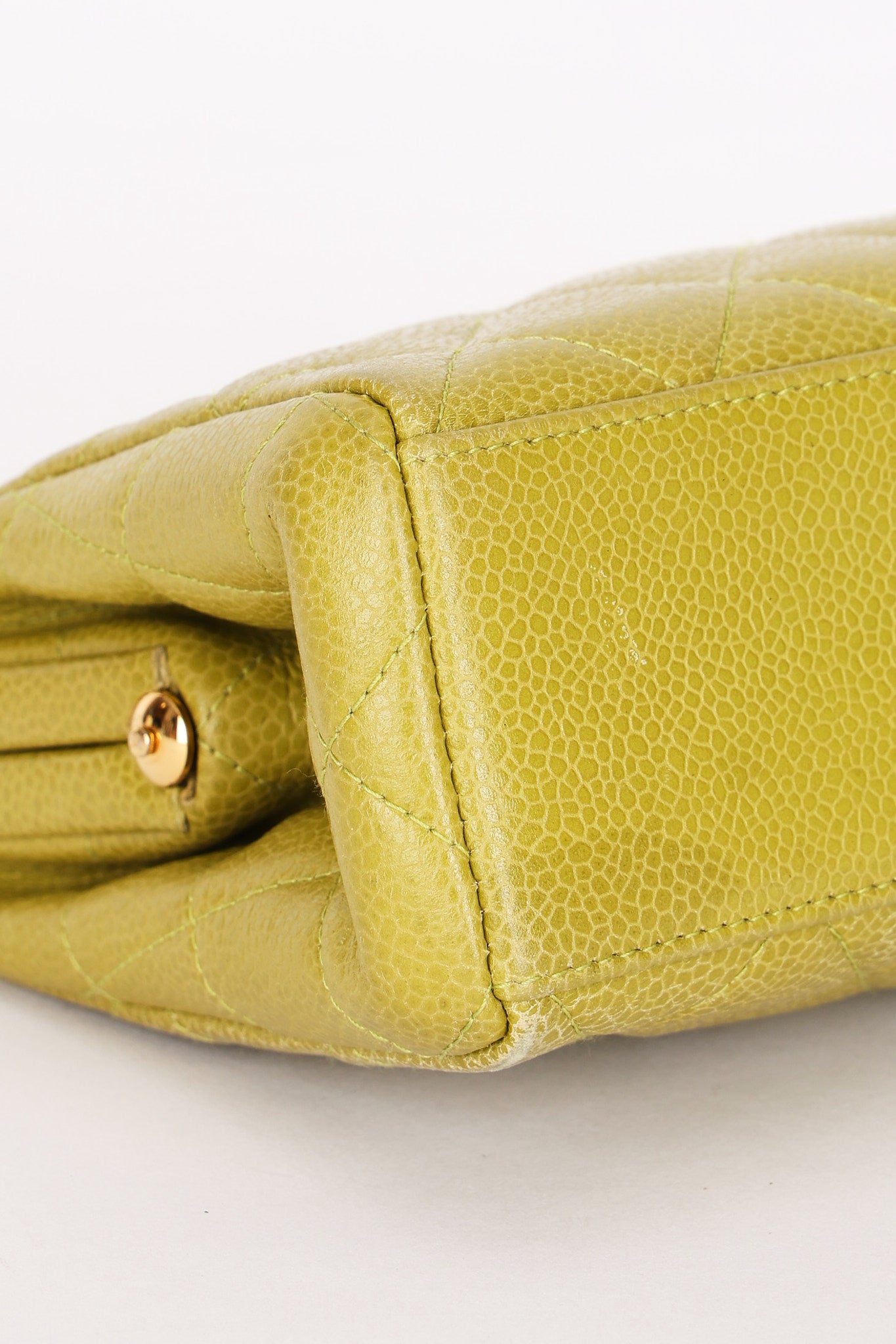 Chanel Kisslock Shoulder Bag Green Caviar 24K GP