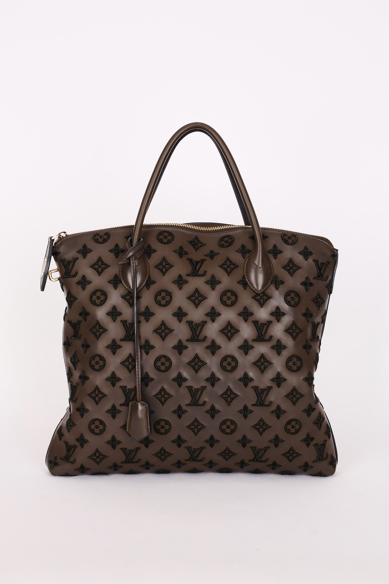 Limited Edition Louis Vuitton Monogram Addiction Lockit Vertical MM