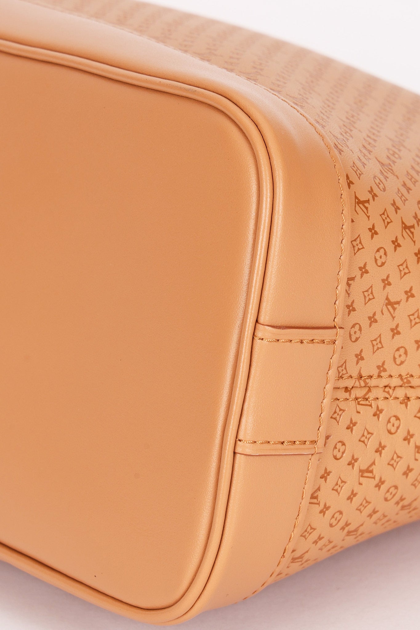 Louis Vuitton Mini Monogram Soft Alma MM
