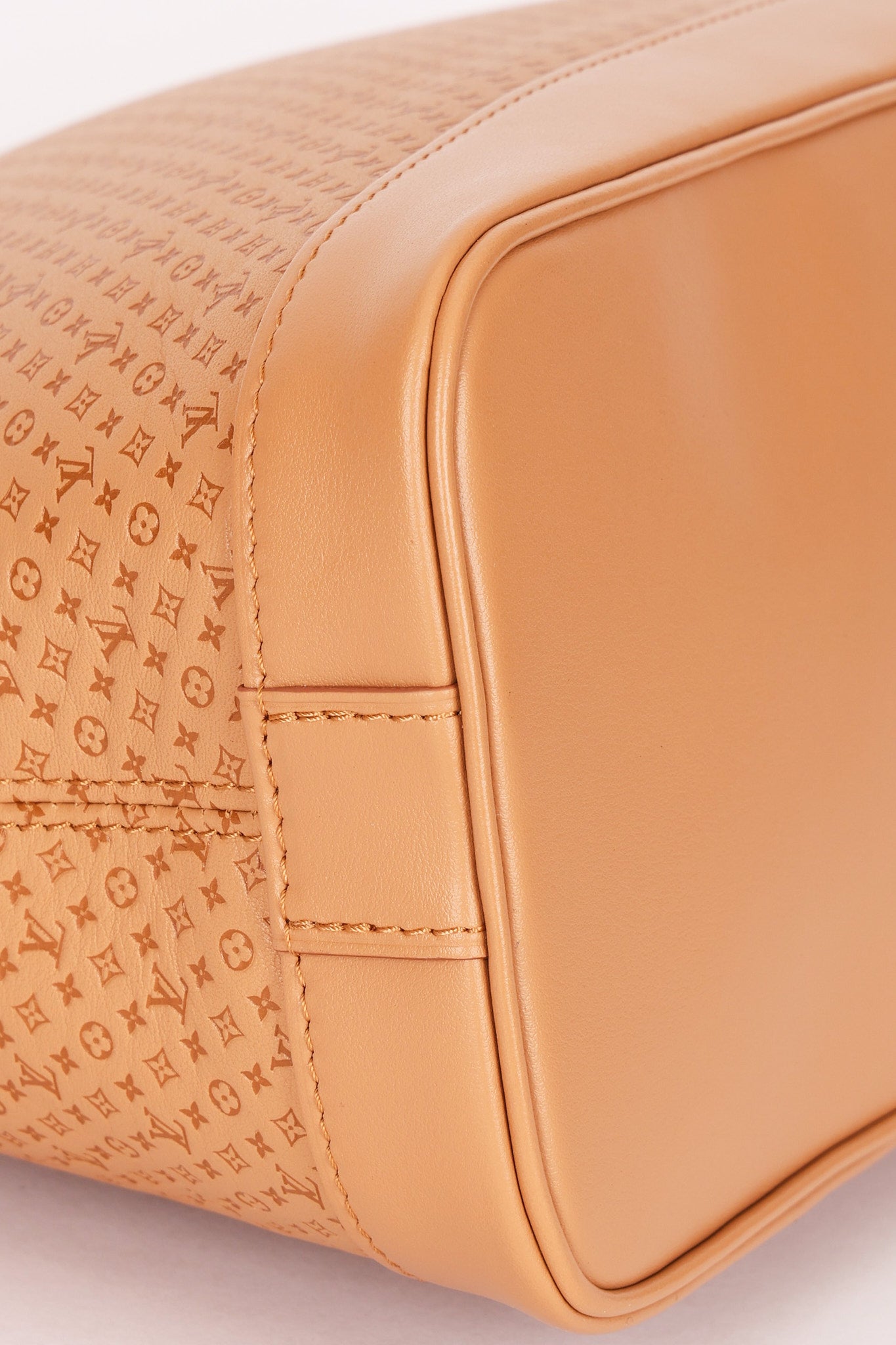 Louis Vuitton Mini Monogram Soft Alma MM
