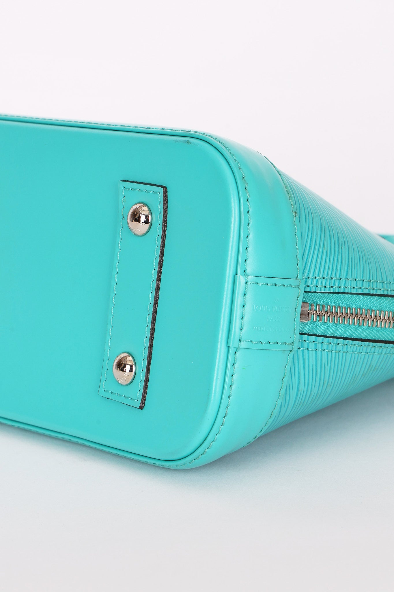 Louis Vuitton Epi Alma BB Turquoise