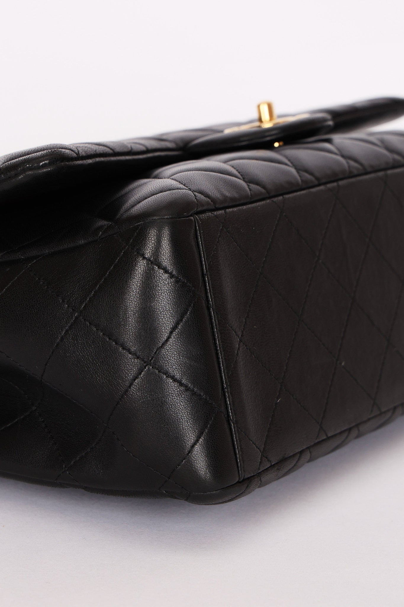 Chanel Jumbo Classic Double Flap Black Lambskin GHW