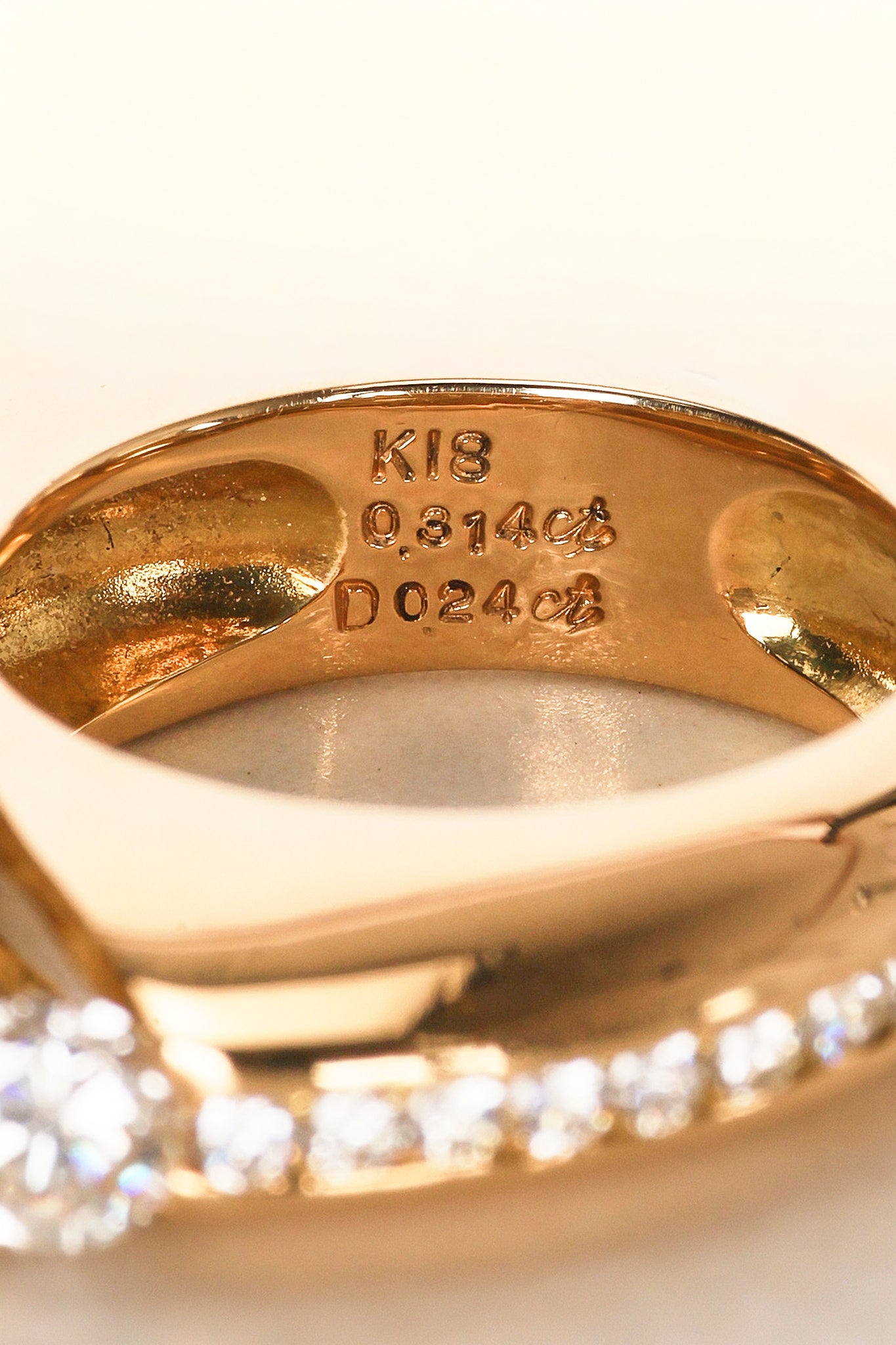 18K Yellow Gold Channel Set Accent Band Ring, Size US 5