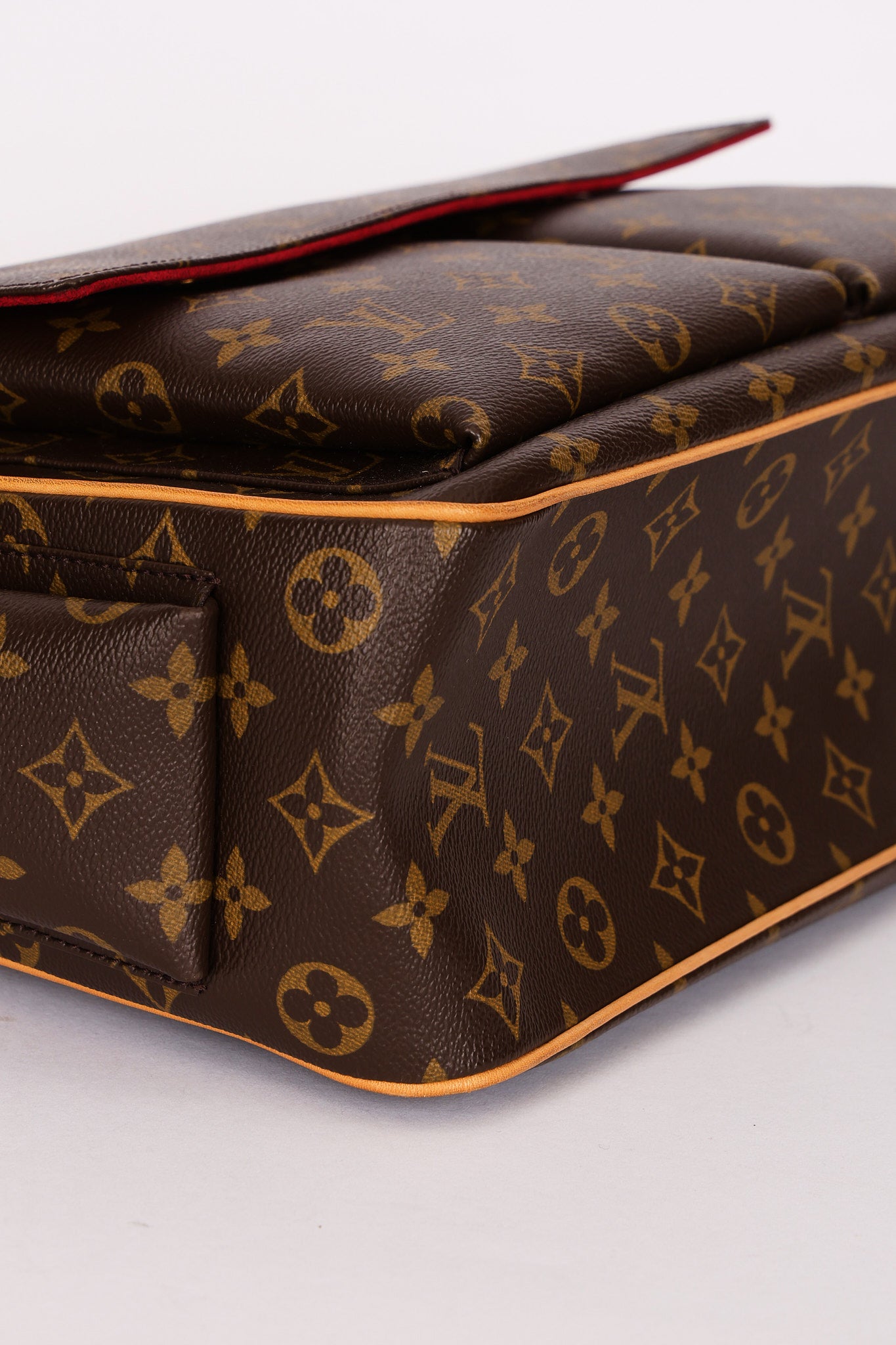Louis Vuitton Monogram Multipli-Cite Shoulder Bag