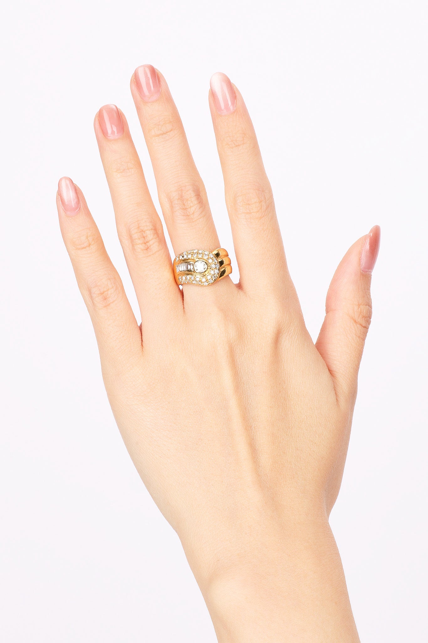 18K Yellow Gold and Diamond Crossover Ridged Ring, Size US 5.25