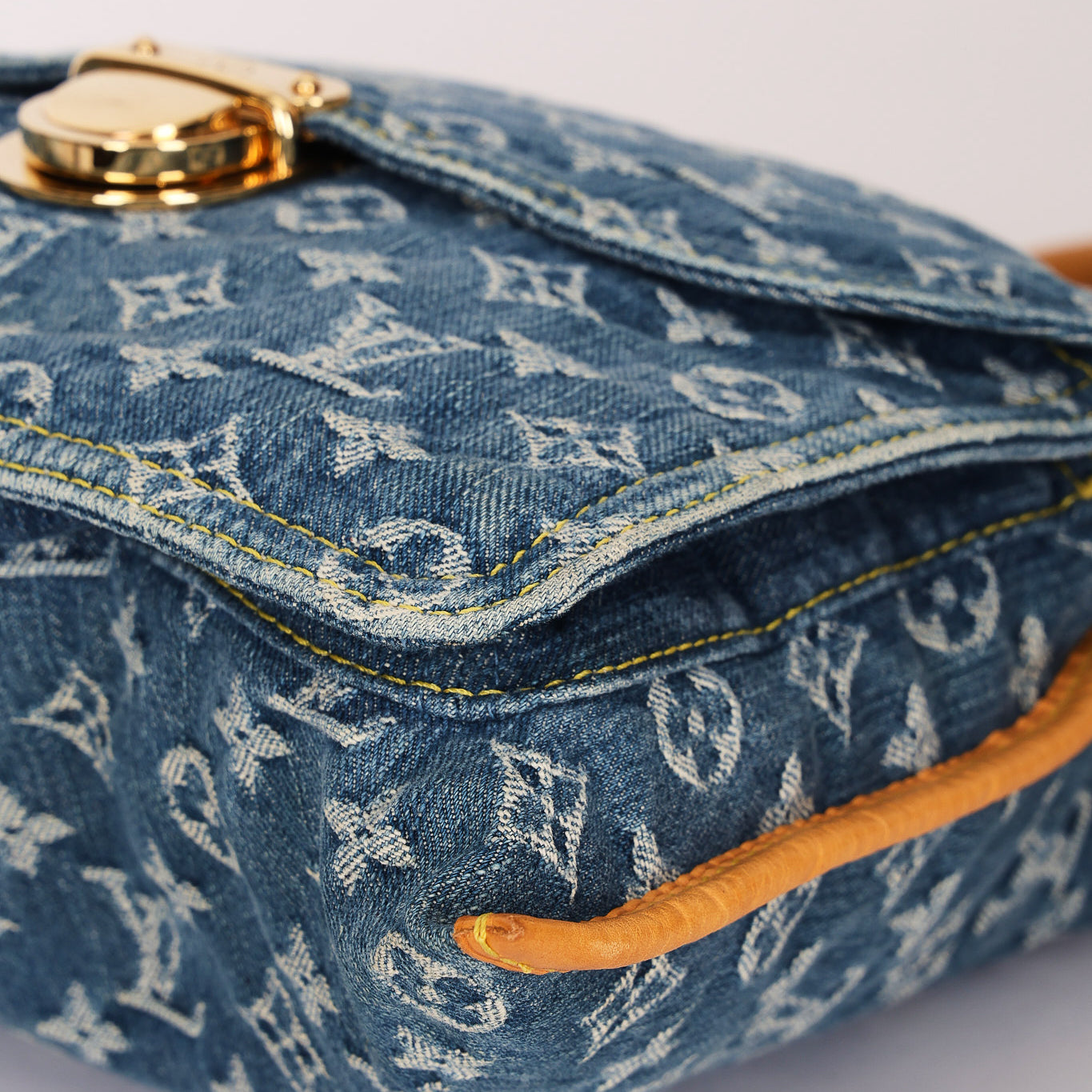 Louis Vuitton Monogram Denim Sac Plat 2005