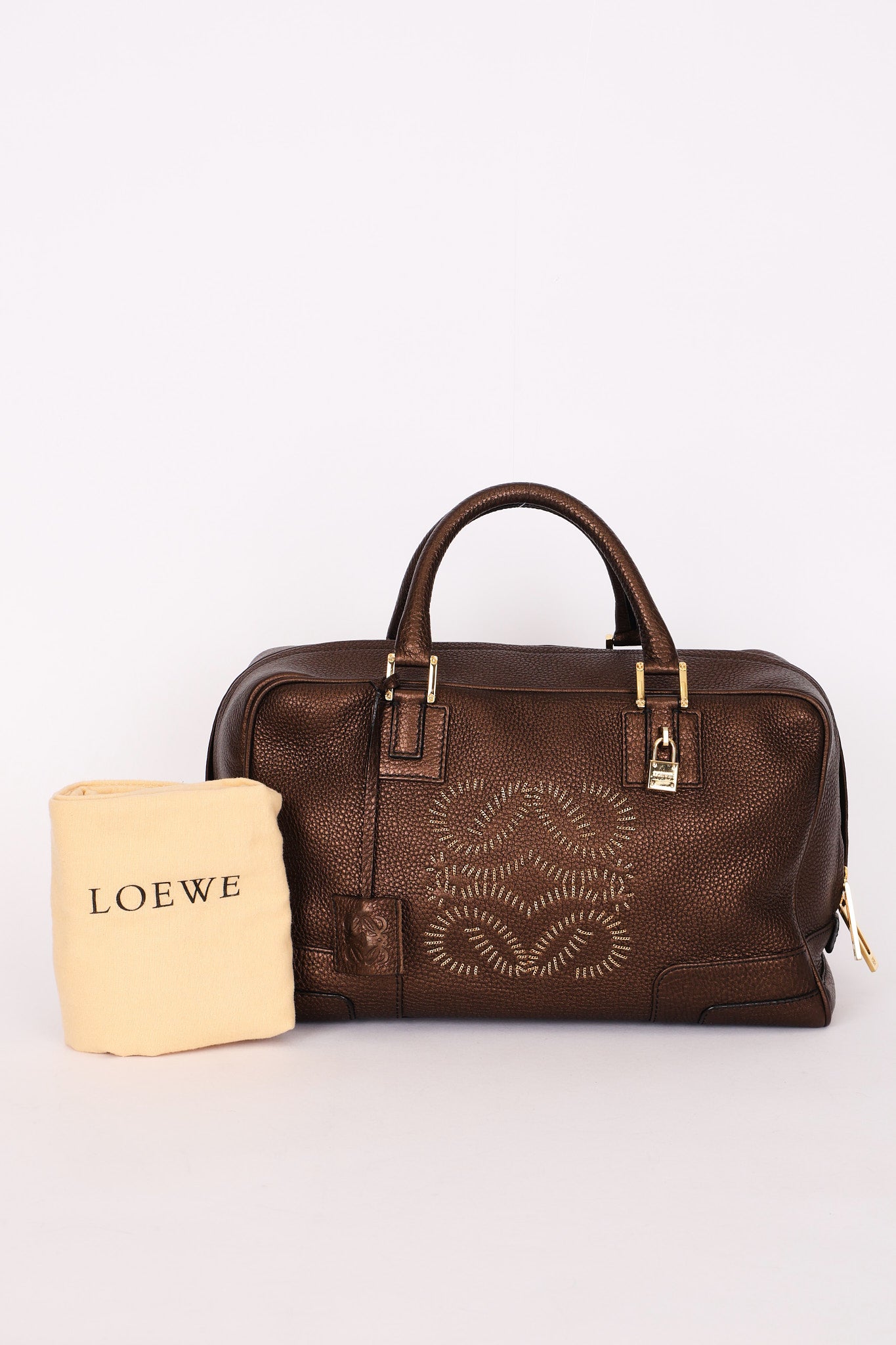 Loewe Chain Anagram Amazona 36