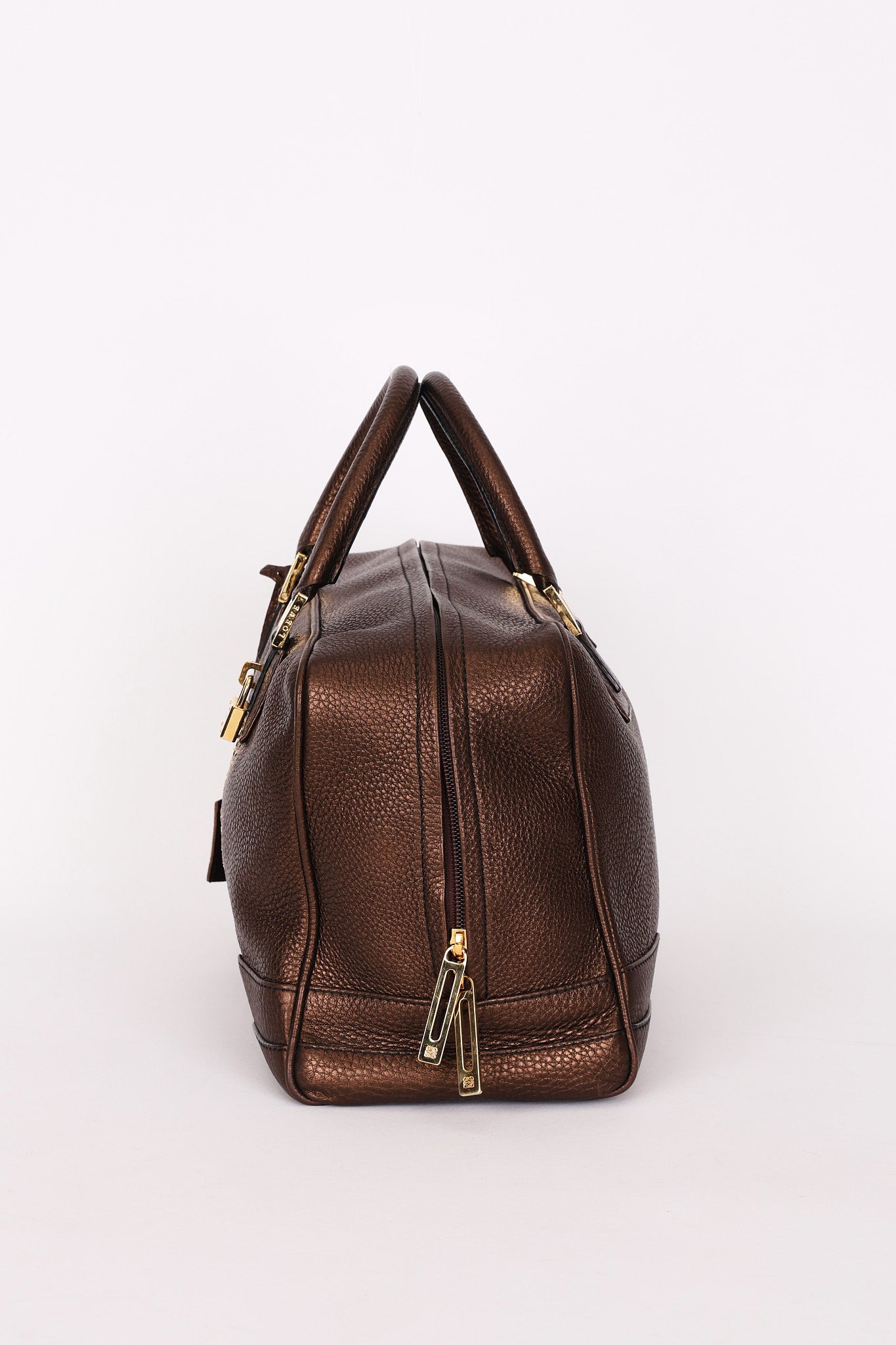 Loewe Chain Anagram Amazona 36