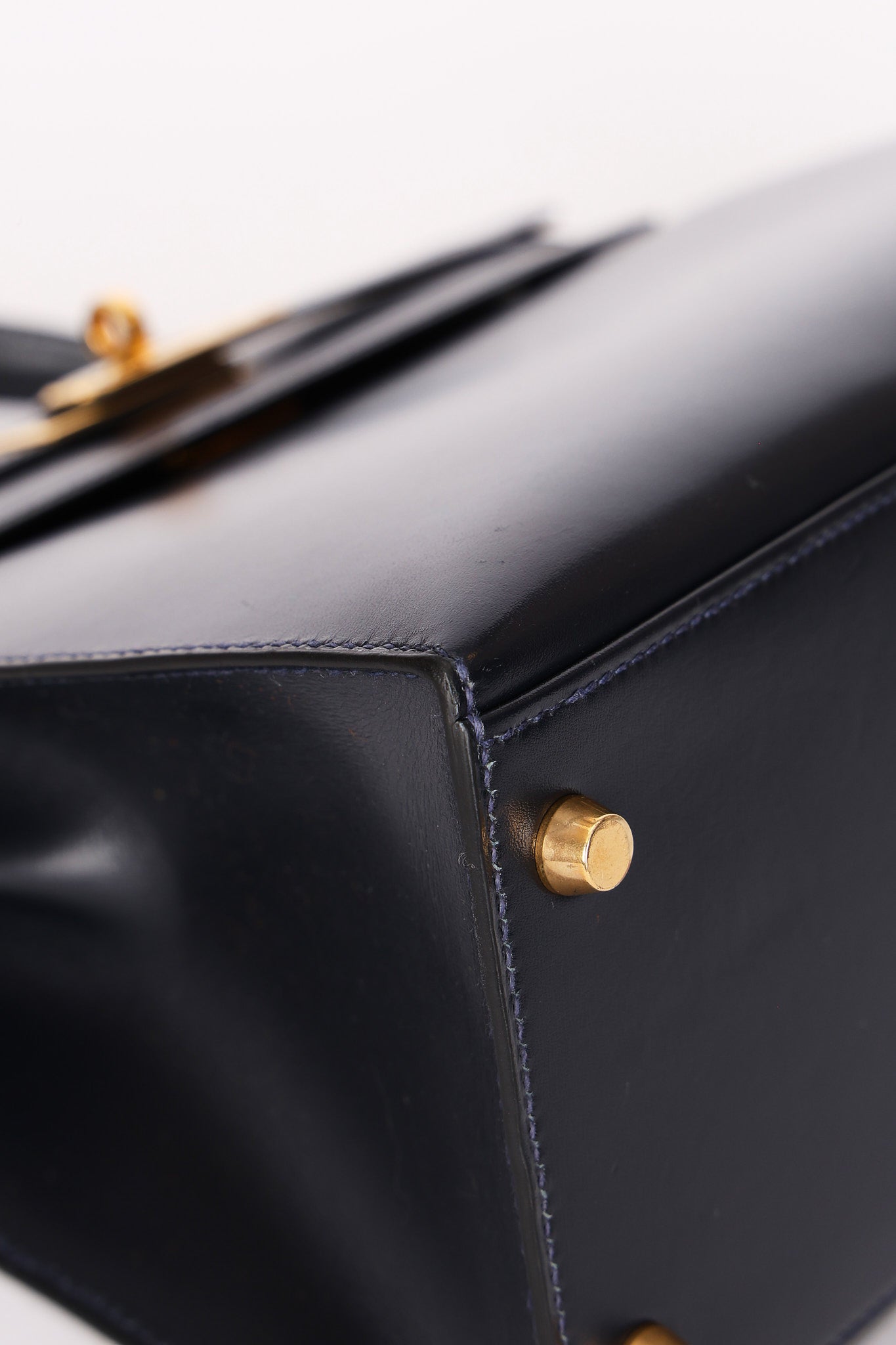 Hermès Kelly 28 Bleu Marine Box Sellier 1994 GHW