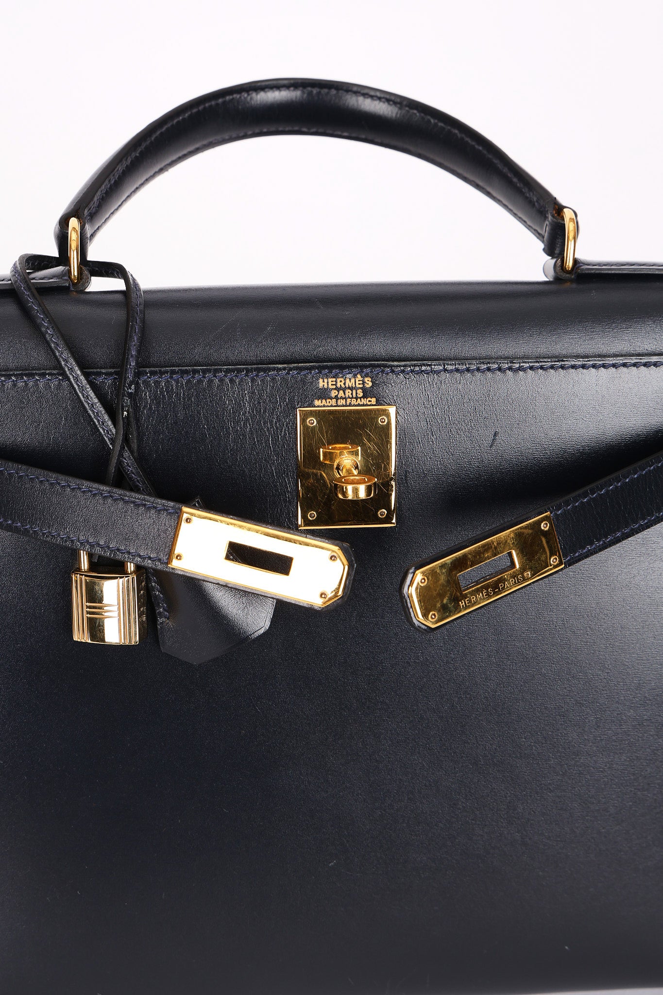 Hermès Kelly 28 Bleu Marine Box Sellier 1994 GHW