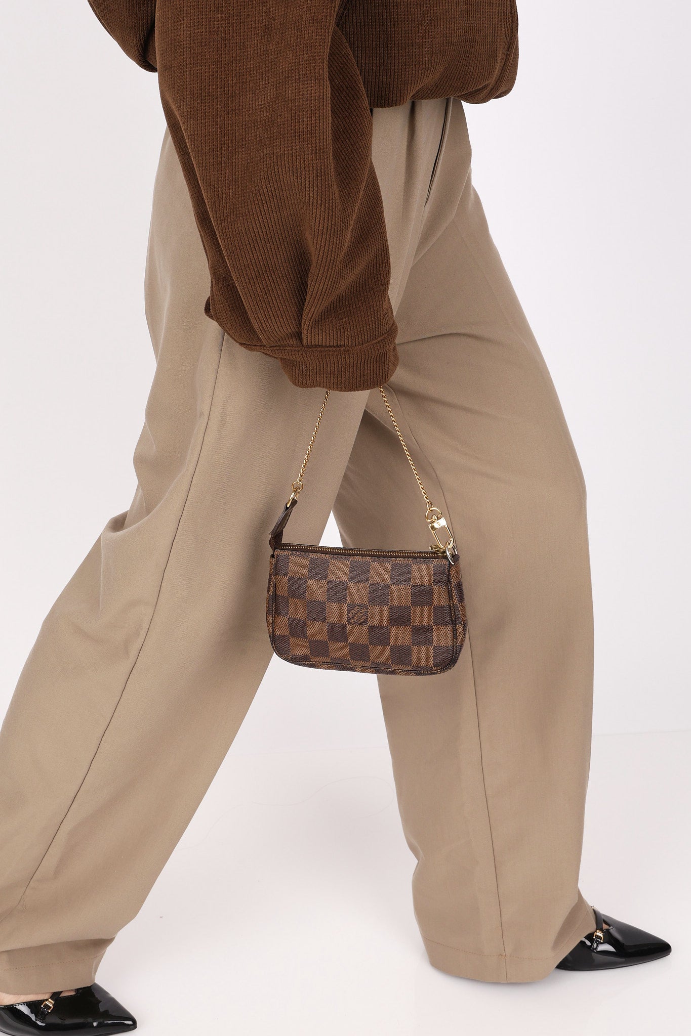 Louis Vuitton Damier Ebene Mini Chain Pochette