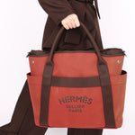 Hermès Sac De Pansage Groom Rouge H and Chocolat Toile 2023 PHW