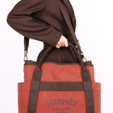 Hermès Sac De Pansage Groom Rouge H and Chocolat Toile 2023 PHW