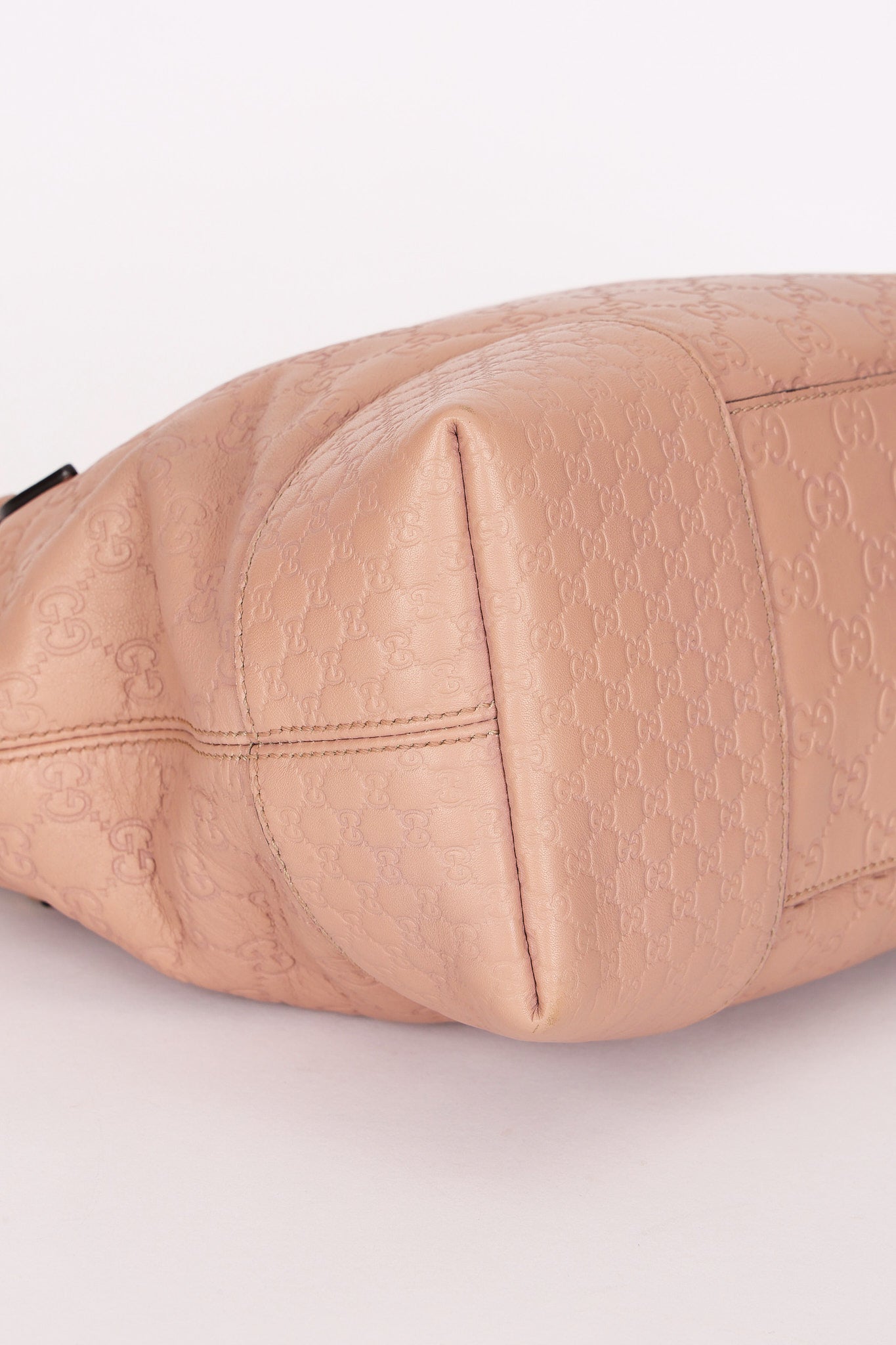 Gucci Guccissima Bree Tote Blush