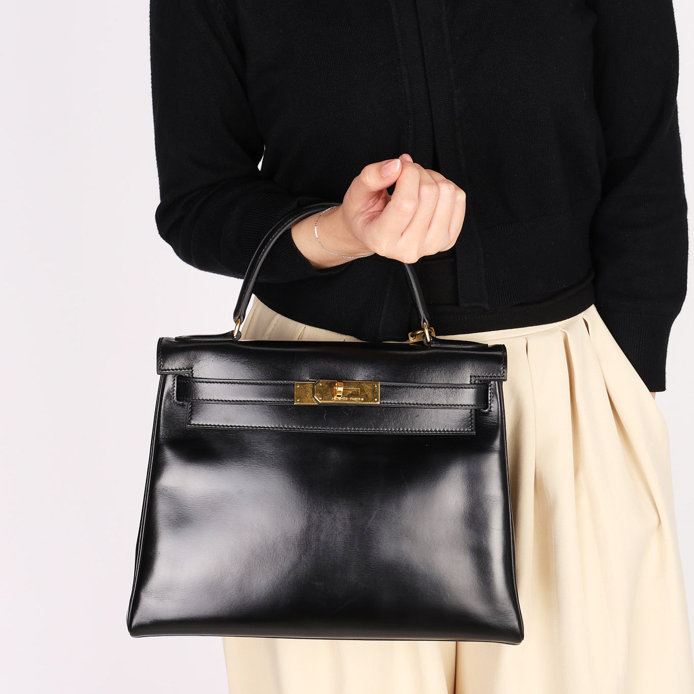 Hermès Kelly 28 Noir Box Retourne 1987 GHW