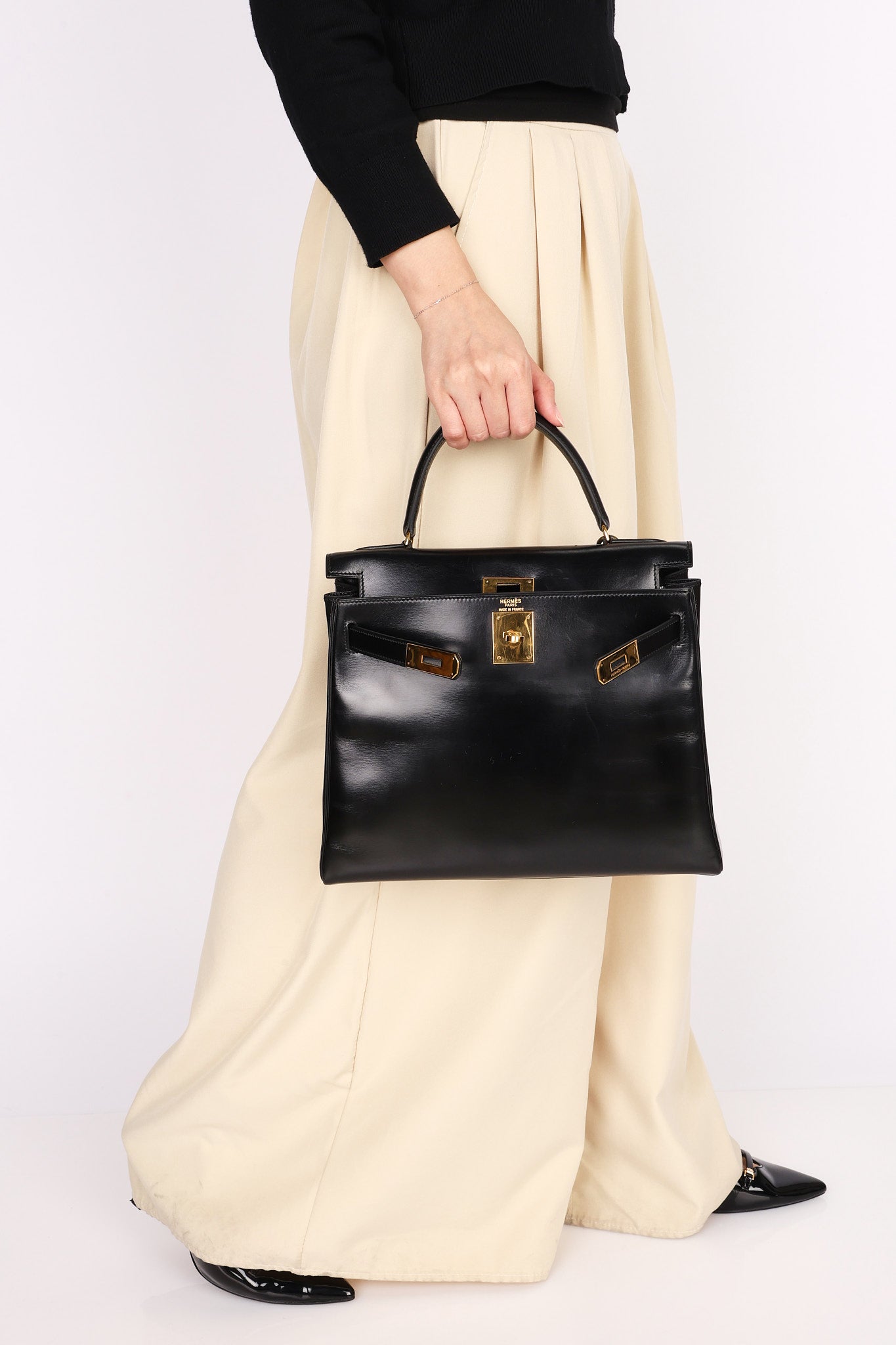 Hermès Kelly 28 Noir Box Retourne 1987 GHW