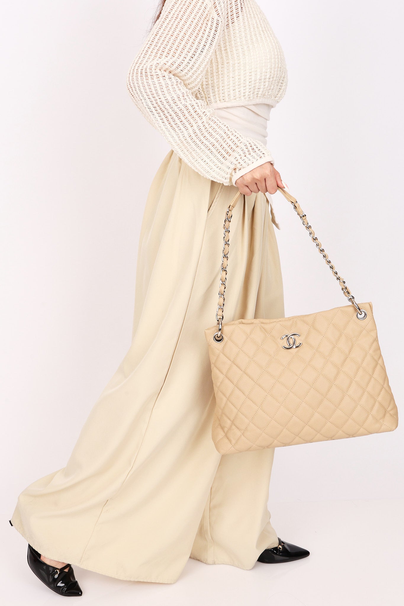 Chanel Easy Zip Tote Beige Caviar SHW