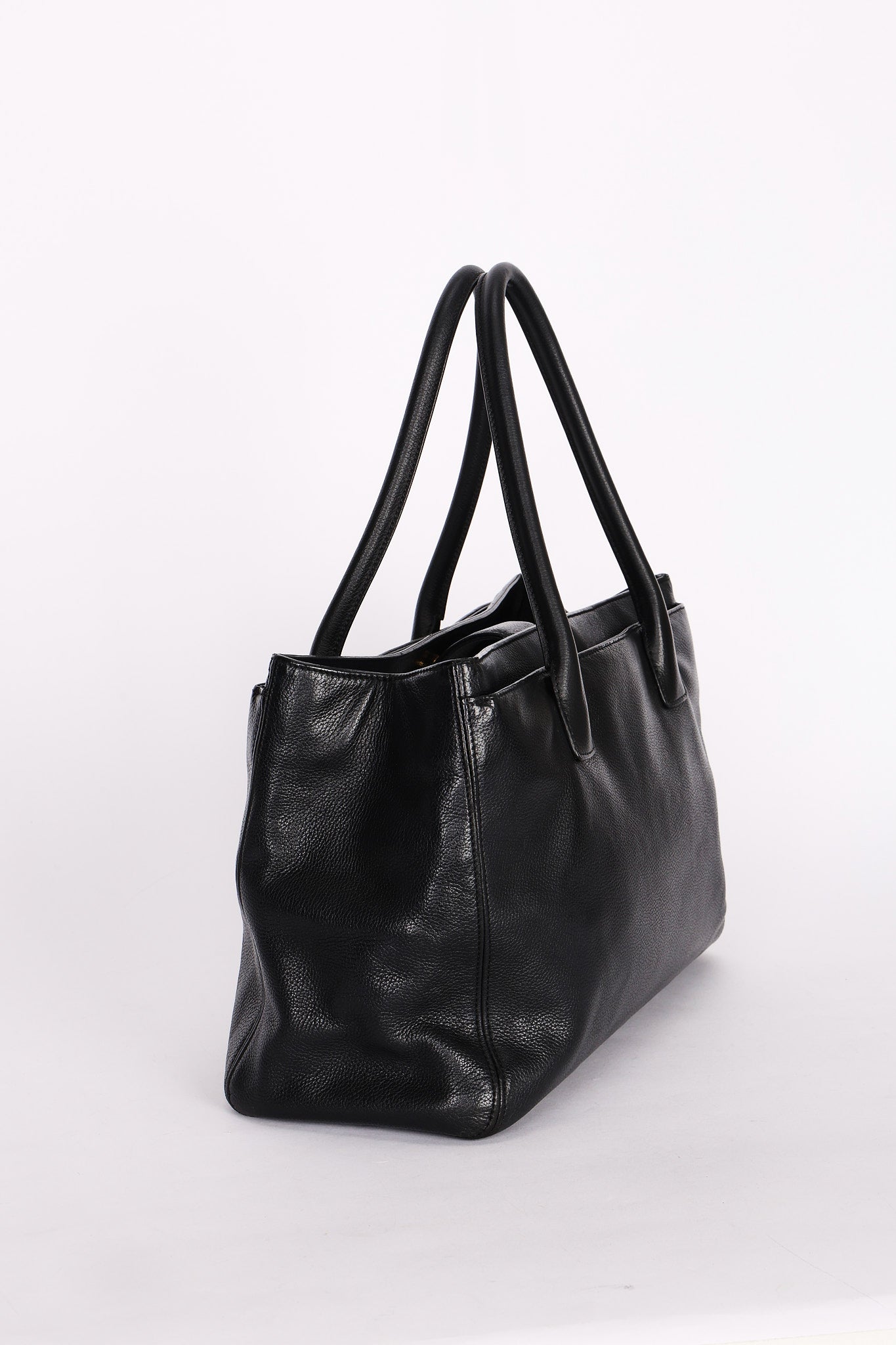 Chanel Medium Cerf Executive Tote Black Caviar 2007 24K GP