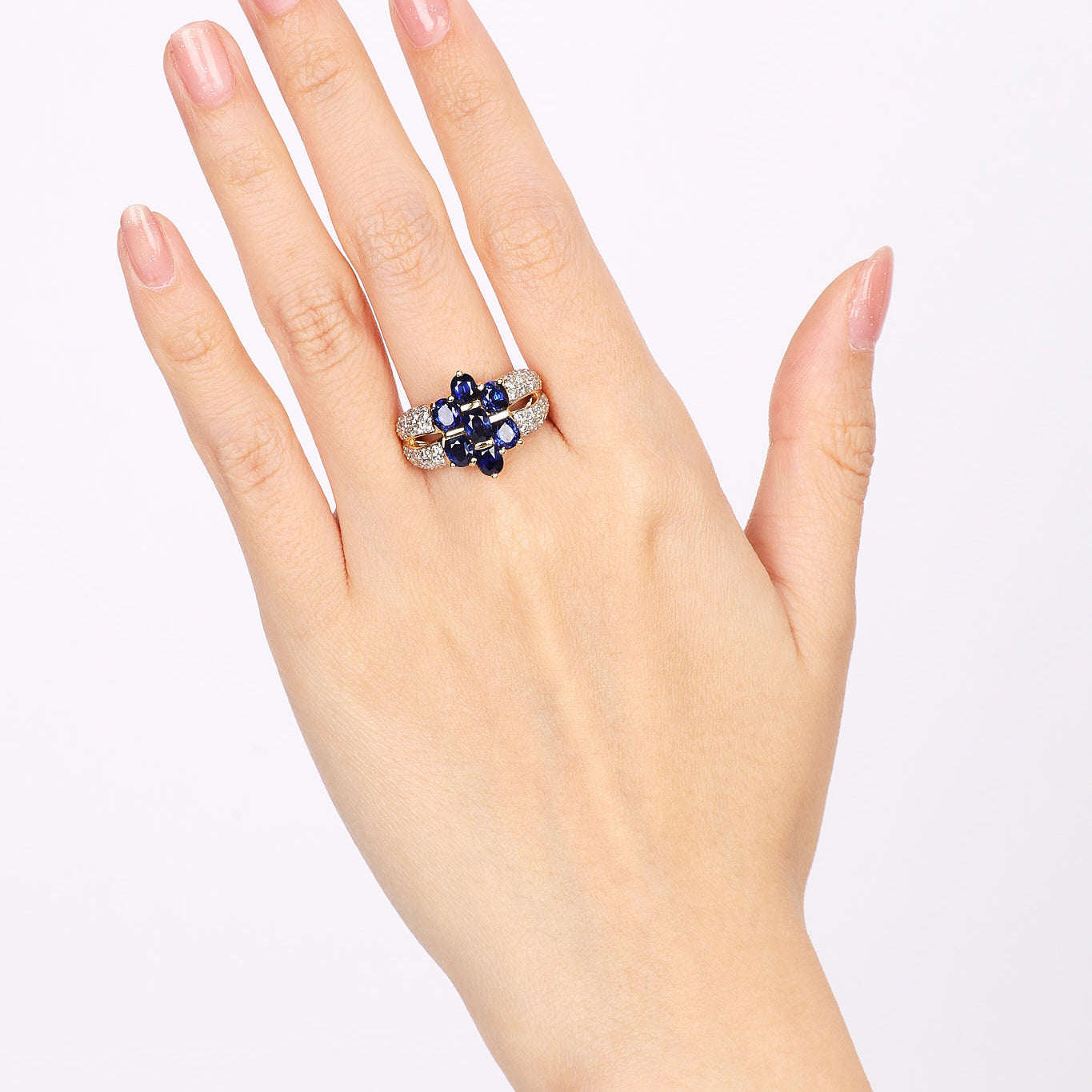 18K Yellow Gold Sapphire and Diamond Cocktail Ring, Size US 7.5