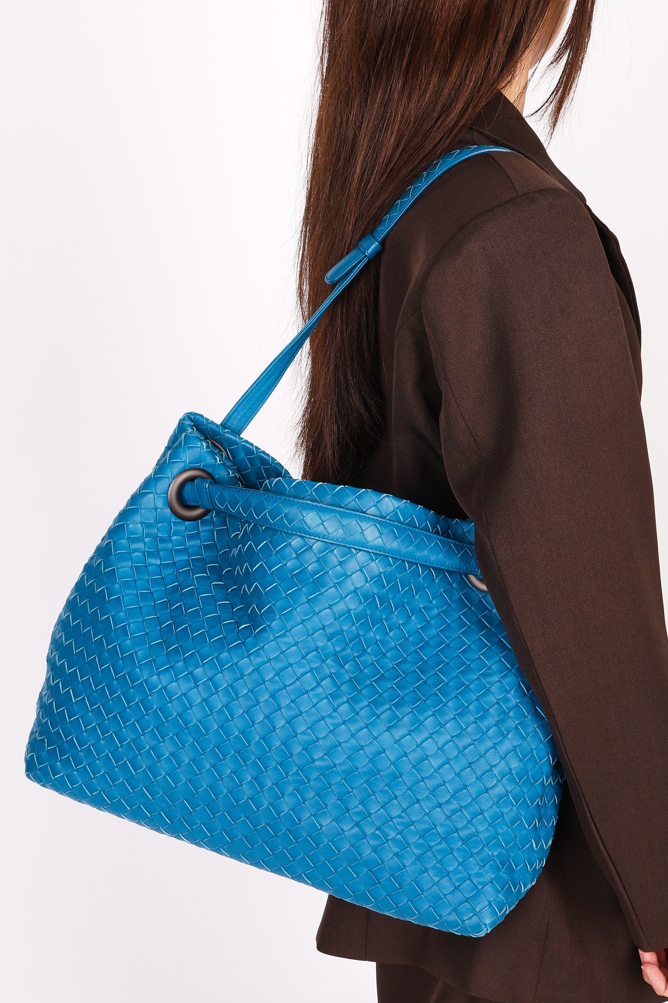 Bottega Veneta Medium Intrecciato Garda Tote Blue