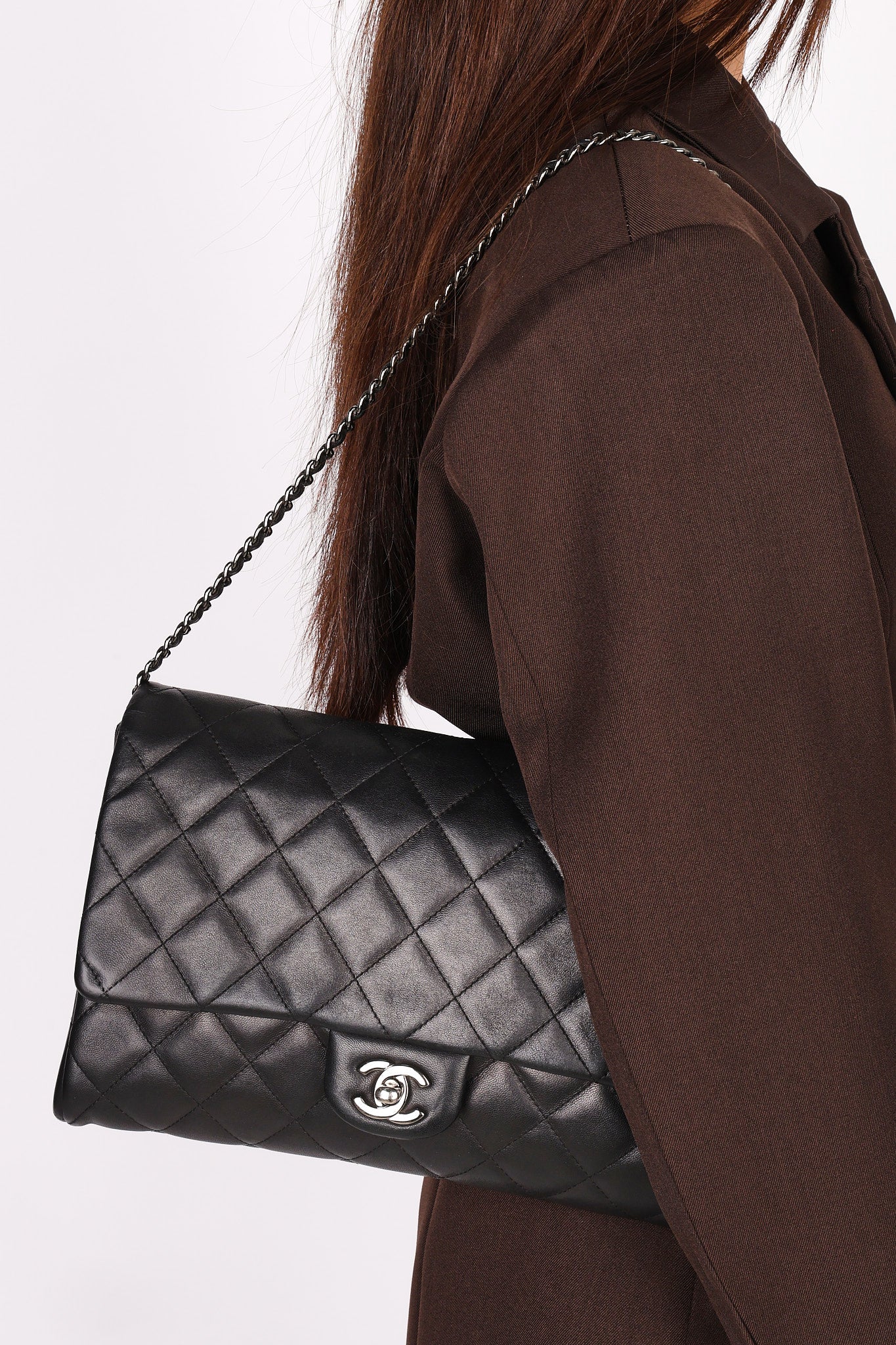 Chanel New Clutch with Chain Black Calfskin DSHW