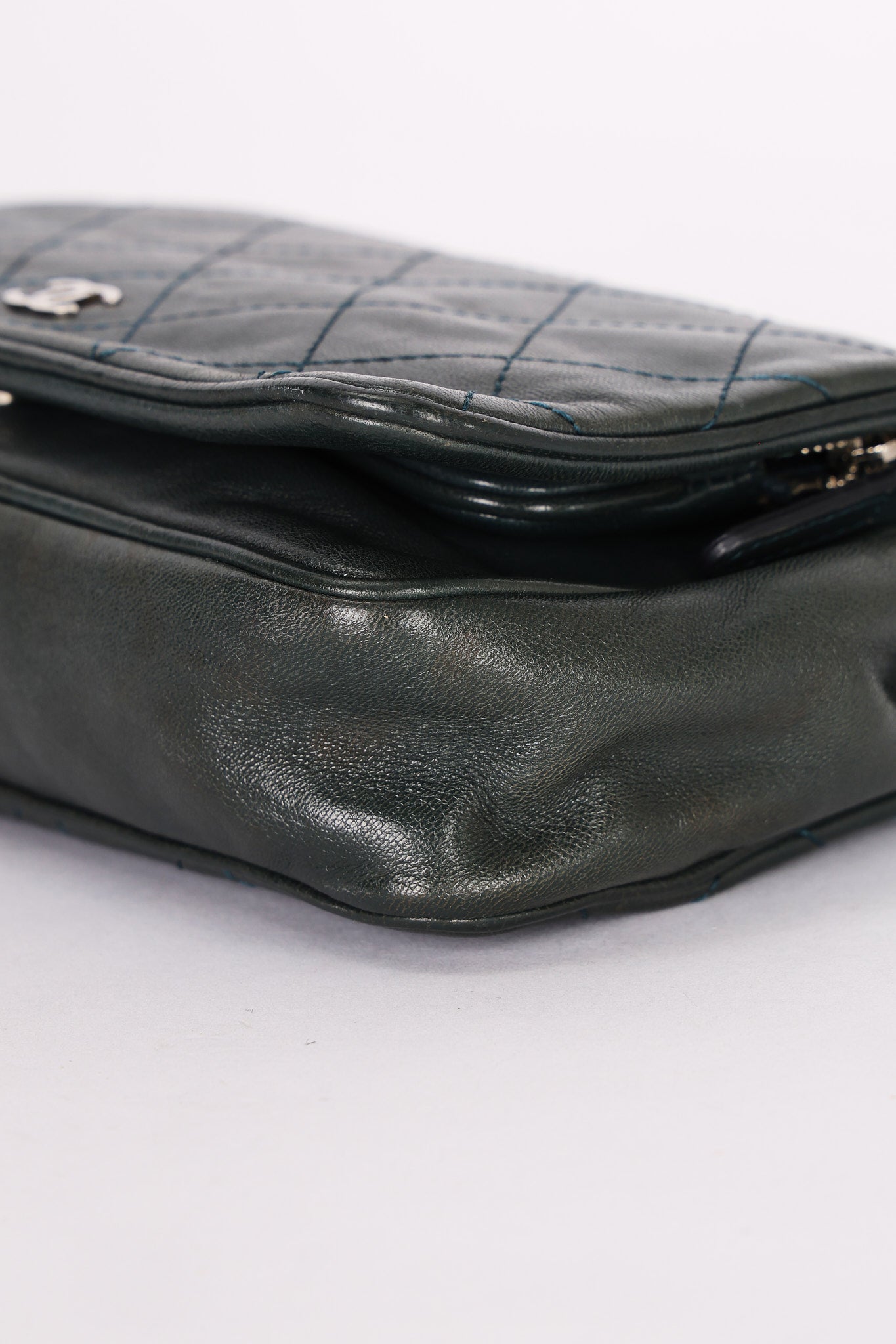 Chanel Wallet on Chain Green Calfskin SHW