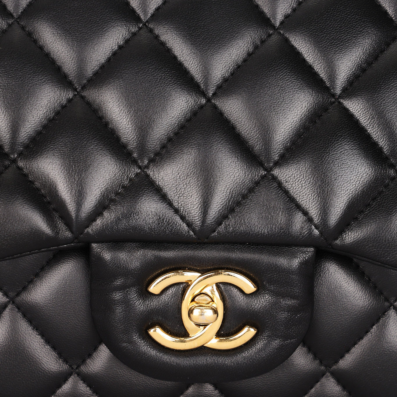 Chanel Jumbo Classic Double Flap Black Lambskin GHW
