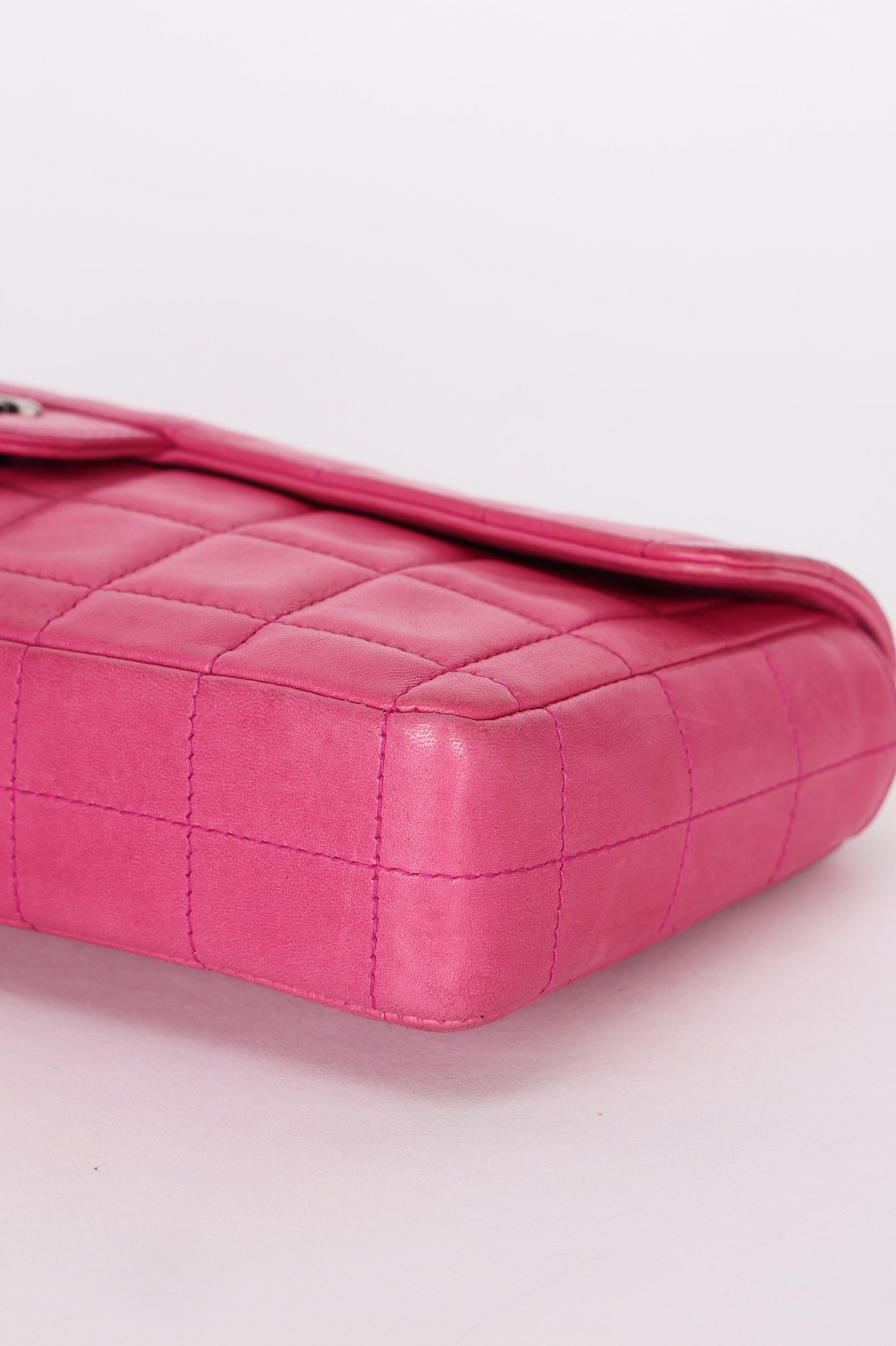 Chanel East West Chocolate Bar Flap Pink Lambskin BSHW