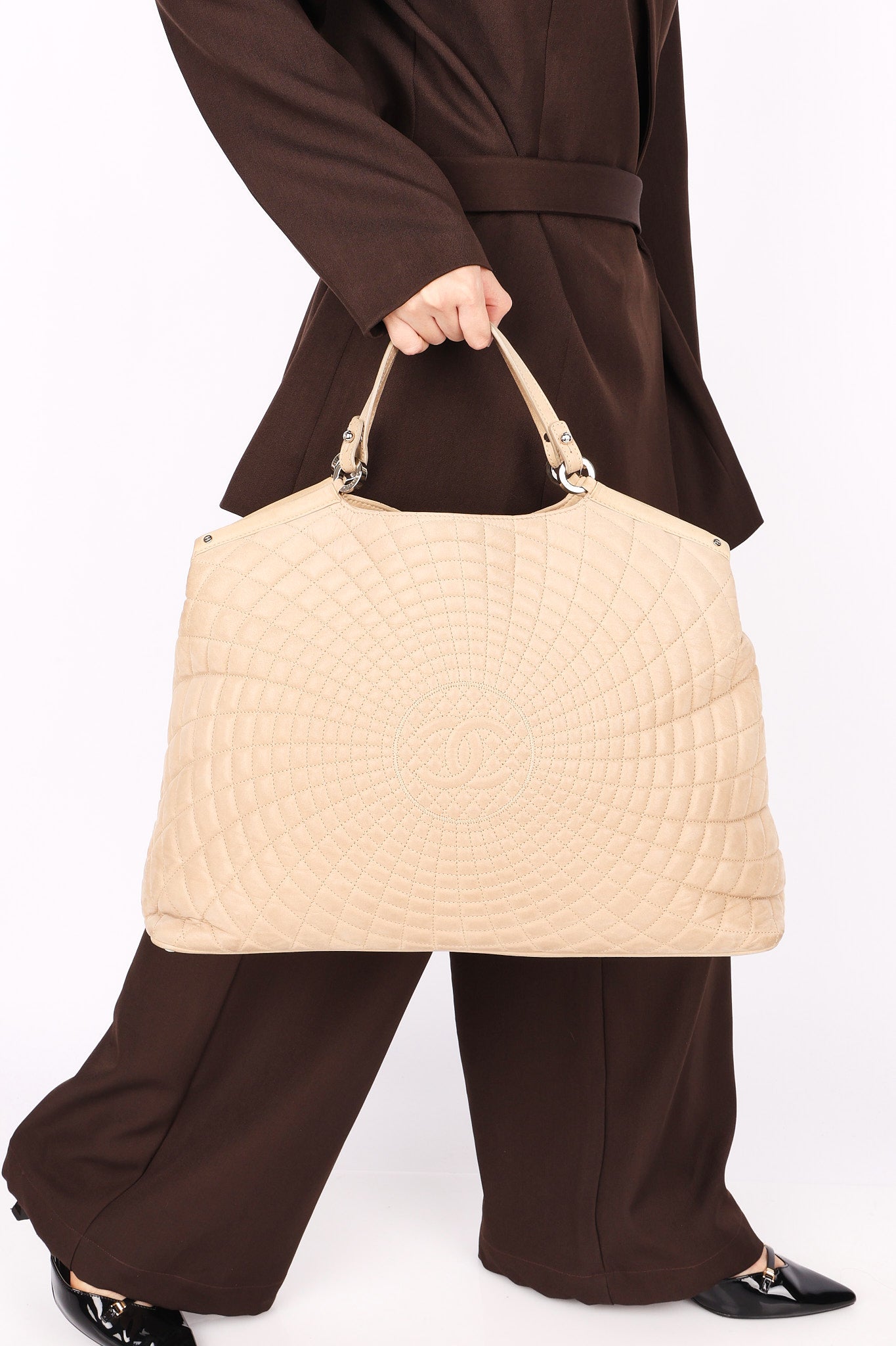 Chanel Spiral Sea Hit Tote Beige Iridescent Calfskin 2012 SHW